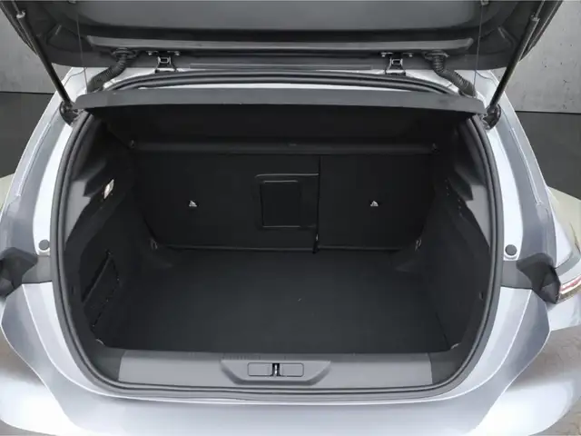 Peugeot 308 view 7