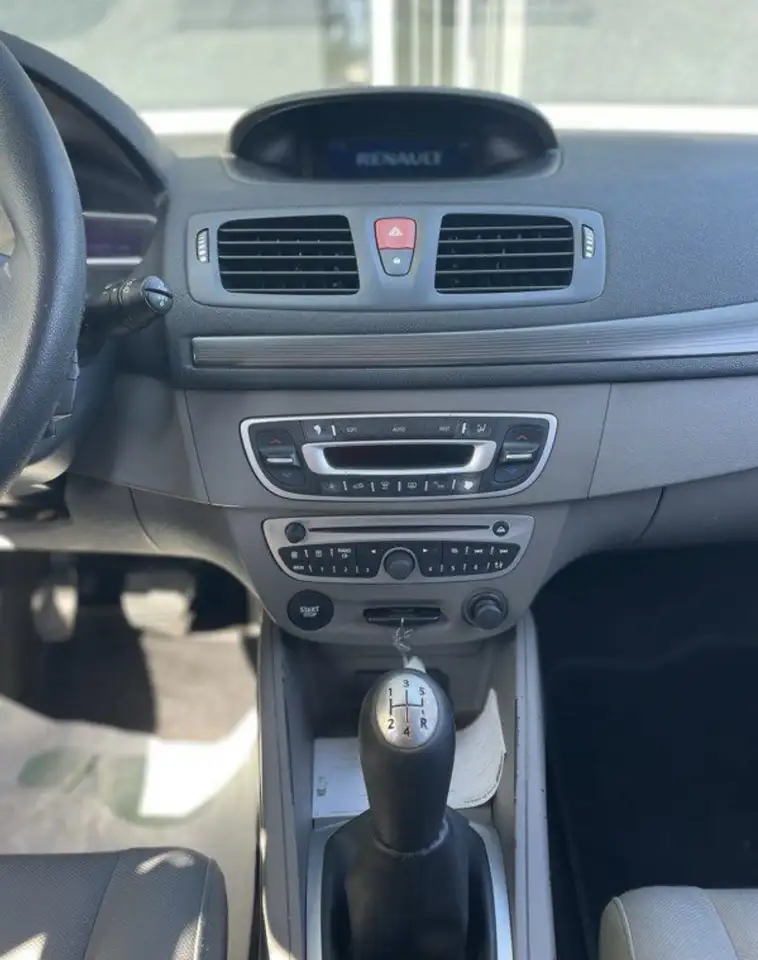 Renault Megane Berline — photo 6