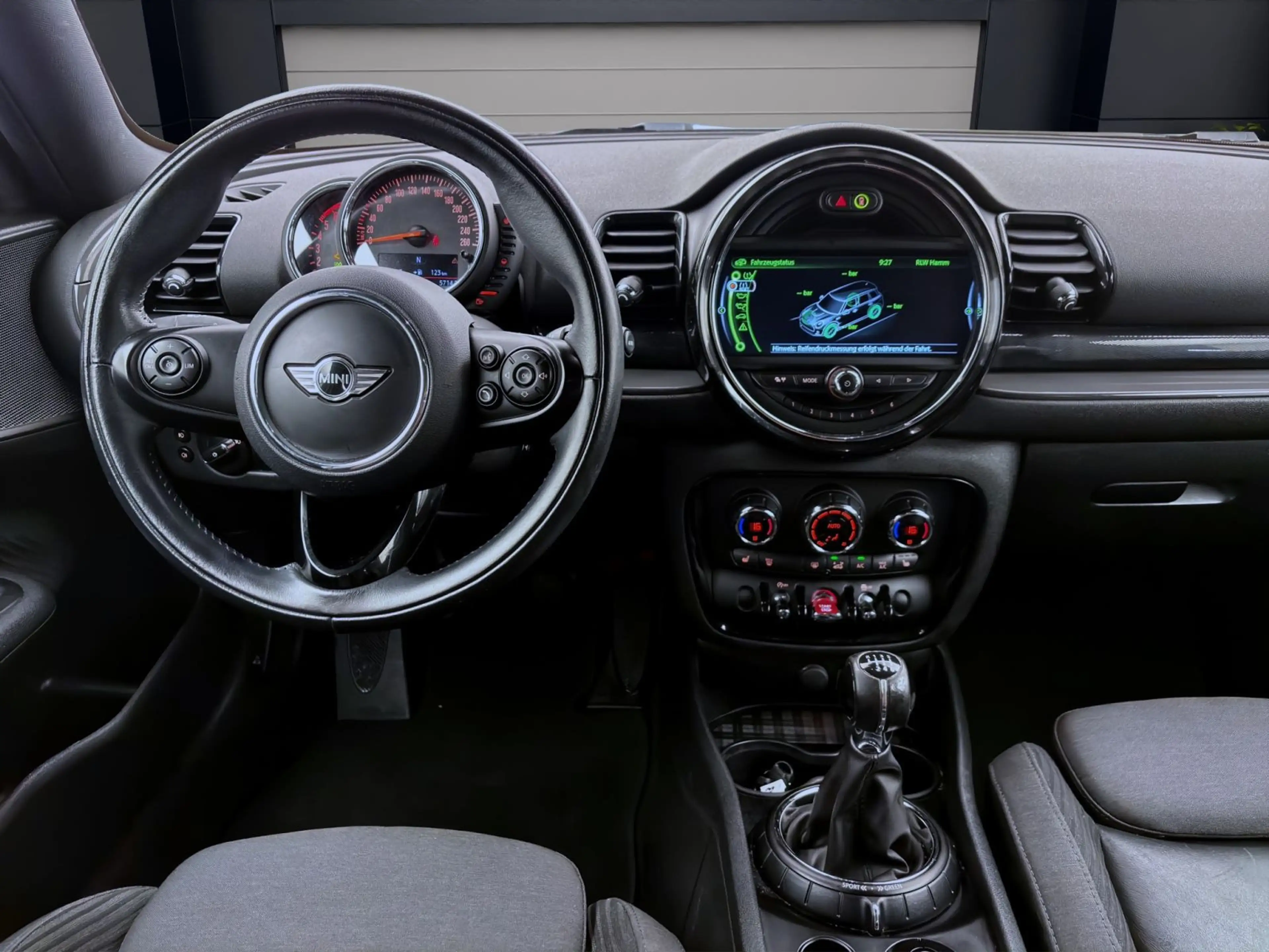 MINI Cooper Clubman Clubman Cooper D NAVI LED GRA SITZHZG KLIMA PDC — photo 14