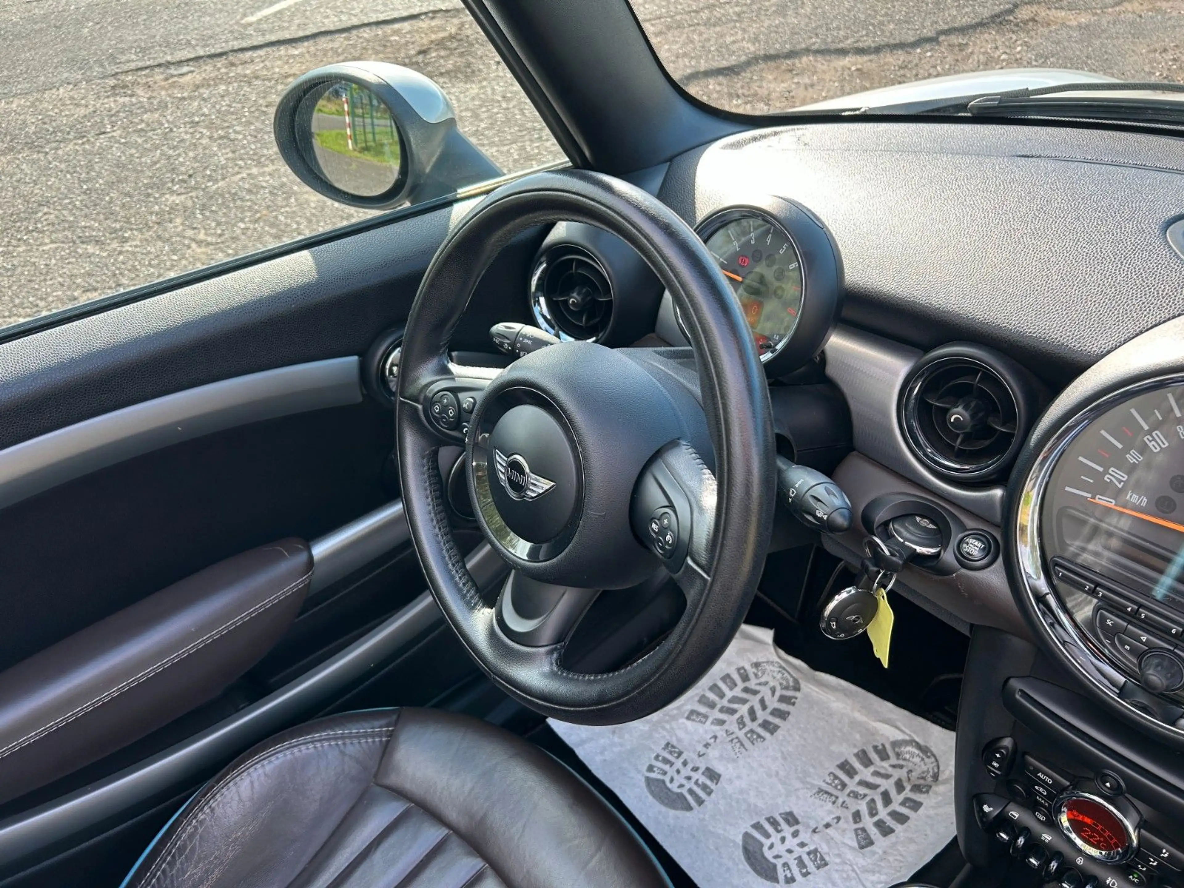 MINI Cooper Cabrio 1.6 Cabrio Highgate Klimaauto. Xenon PDC — photo 20
