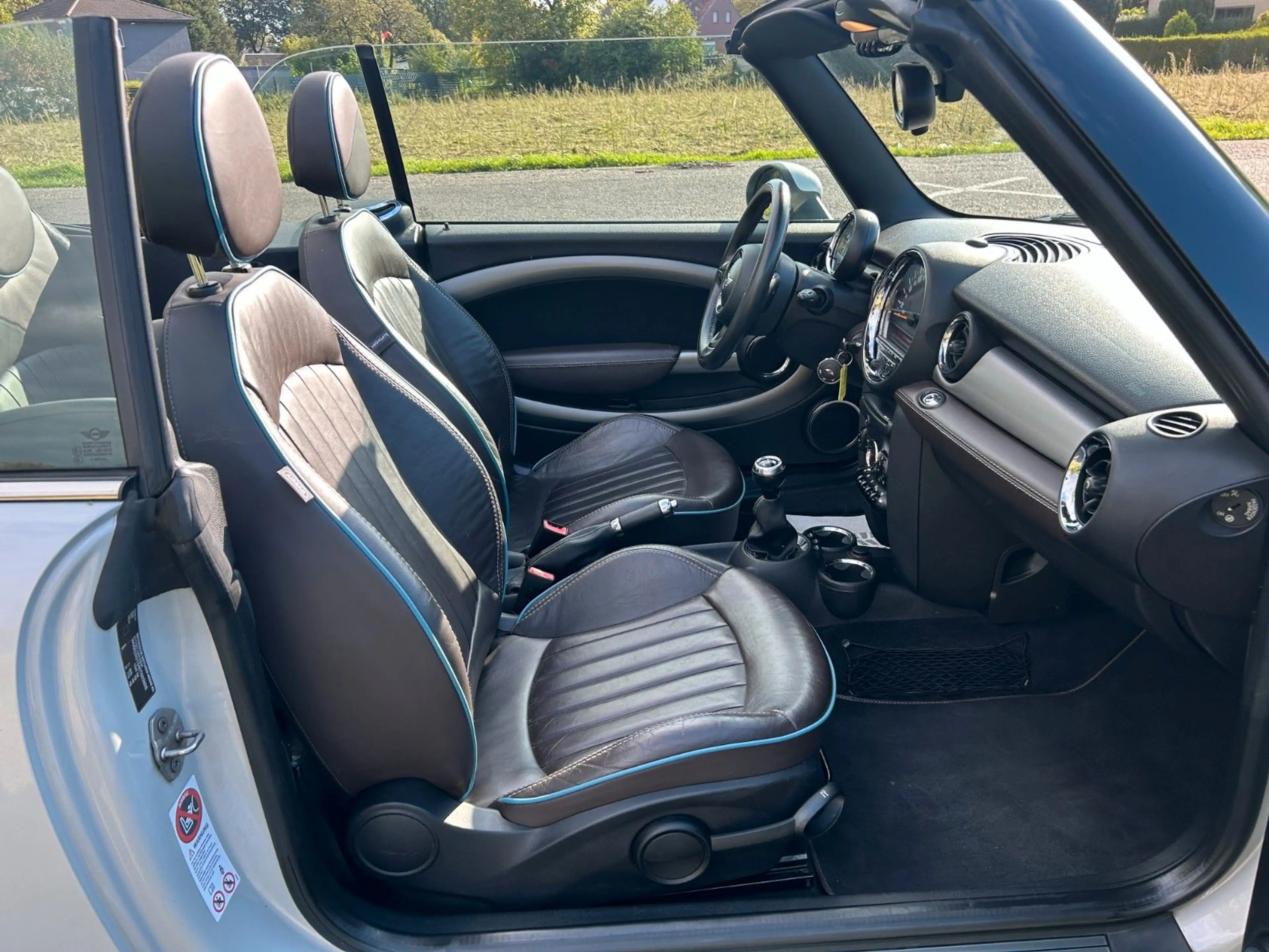 MINI Cooper Cabrio 1.6 Cabrio Highgate Klimaauto. Xenon PDC — photo 19