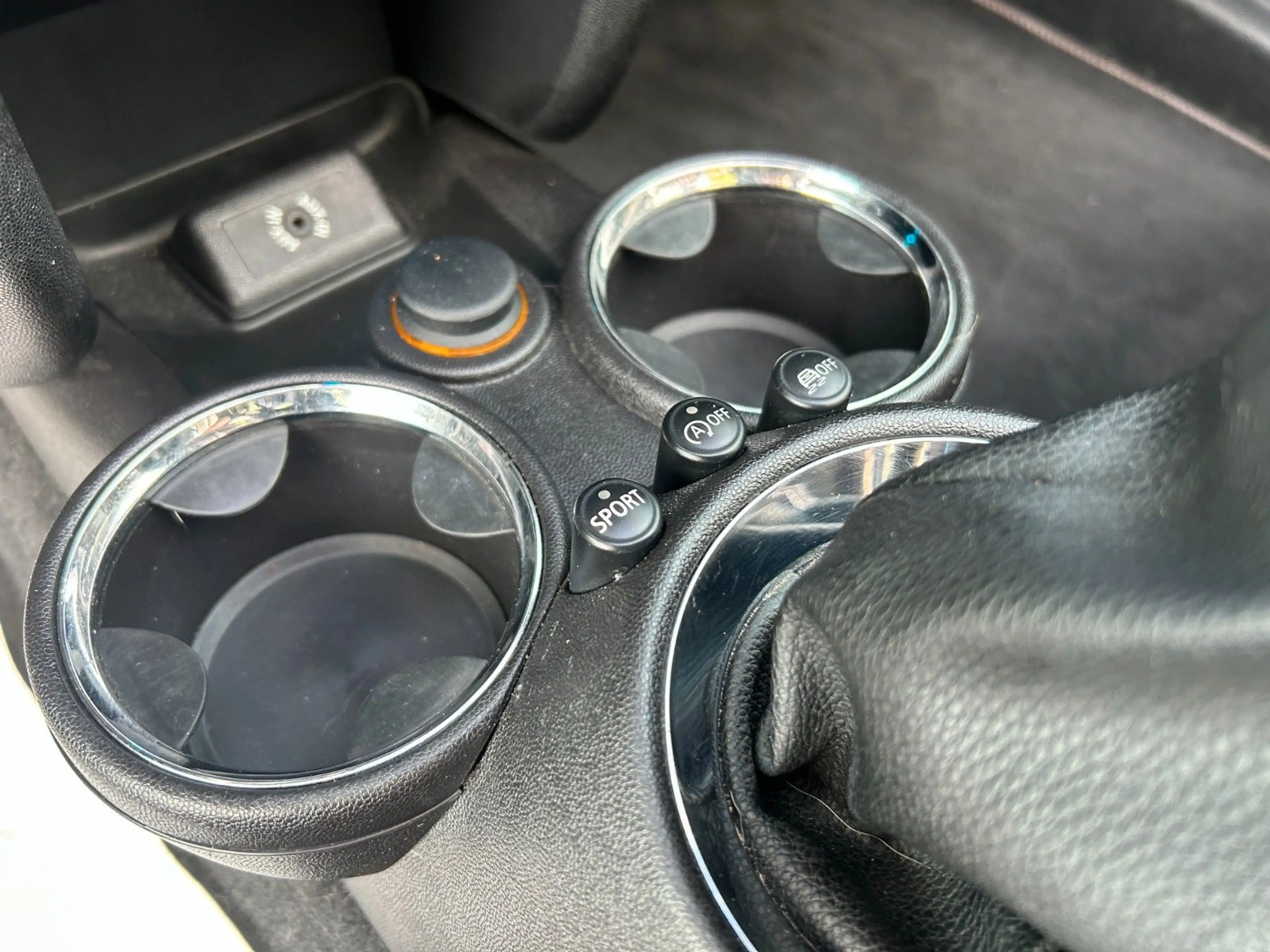 MINI Cooper Cabrio 1.6 Cabrio Highgate Klimaauto. Xenon PDC — photo 15