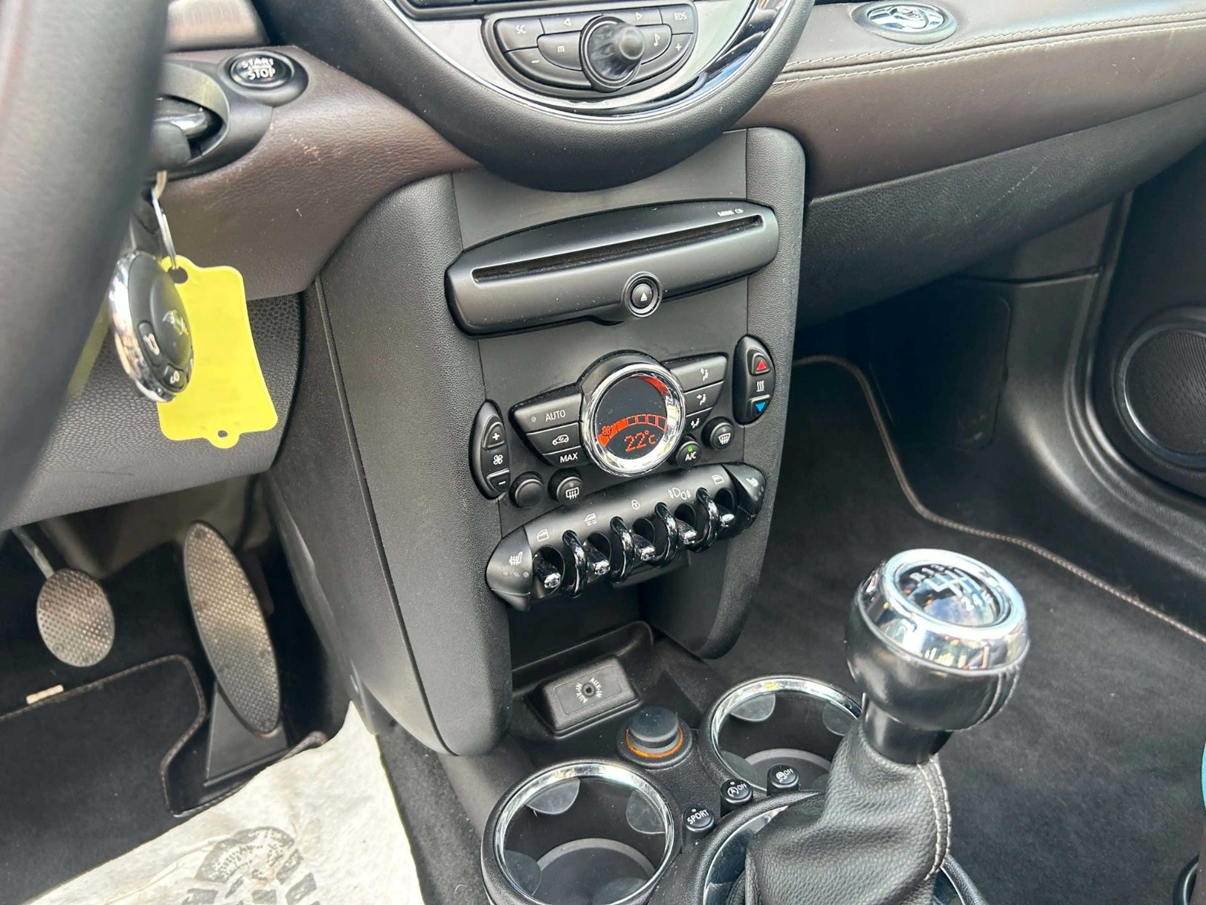 MINI Cooper Cabrio 1.6 Cabrio Highgate Klimaauto. Xenon PDC — photo 14