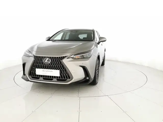 Lexus NX 450h+ 450h+ 2.5 phev Premium 4wd 309cv e-cvt