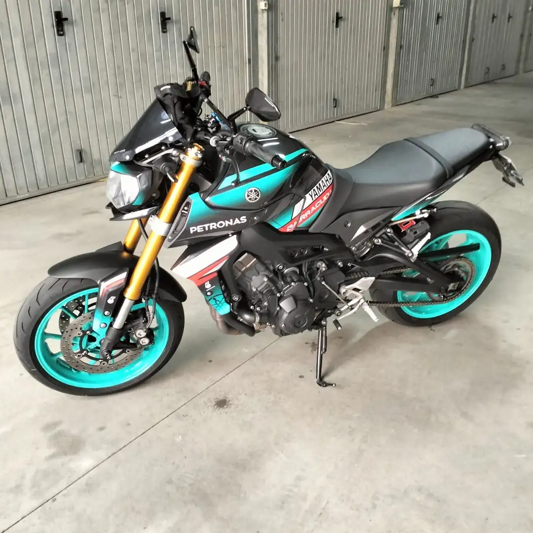 Yamaha MT-09 Nero - 1