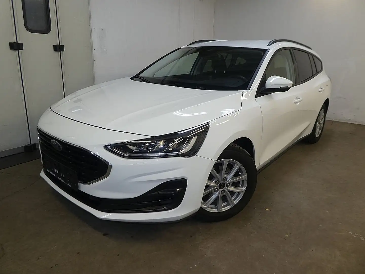 Ford Focus 1,5 EcoBlue Cool & Connect, LED, Navi, Kamera Blanc - 1