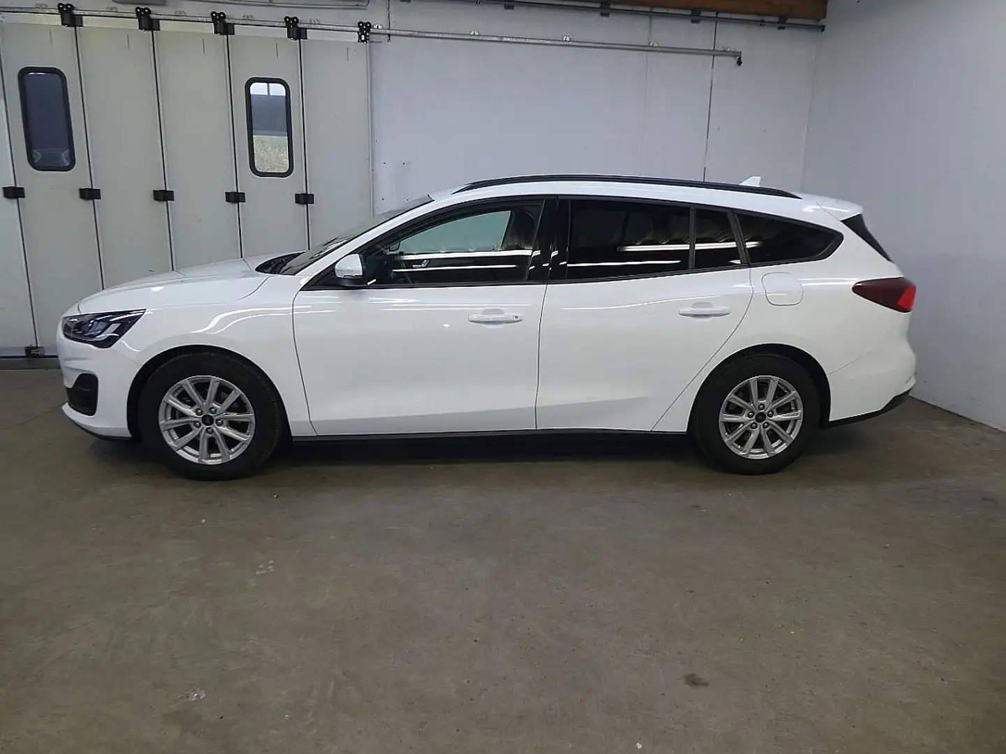 Ford Focus 1,5 EcoBlue Cool & Connect, LED, Navi, Kamera Blanc - 2