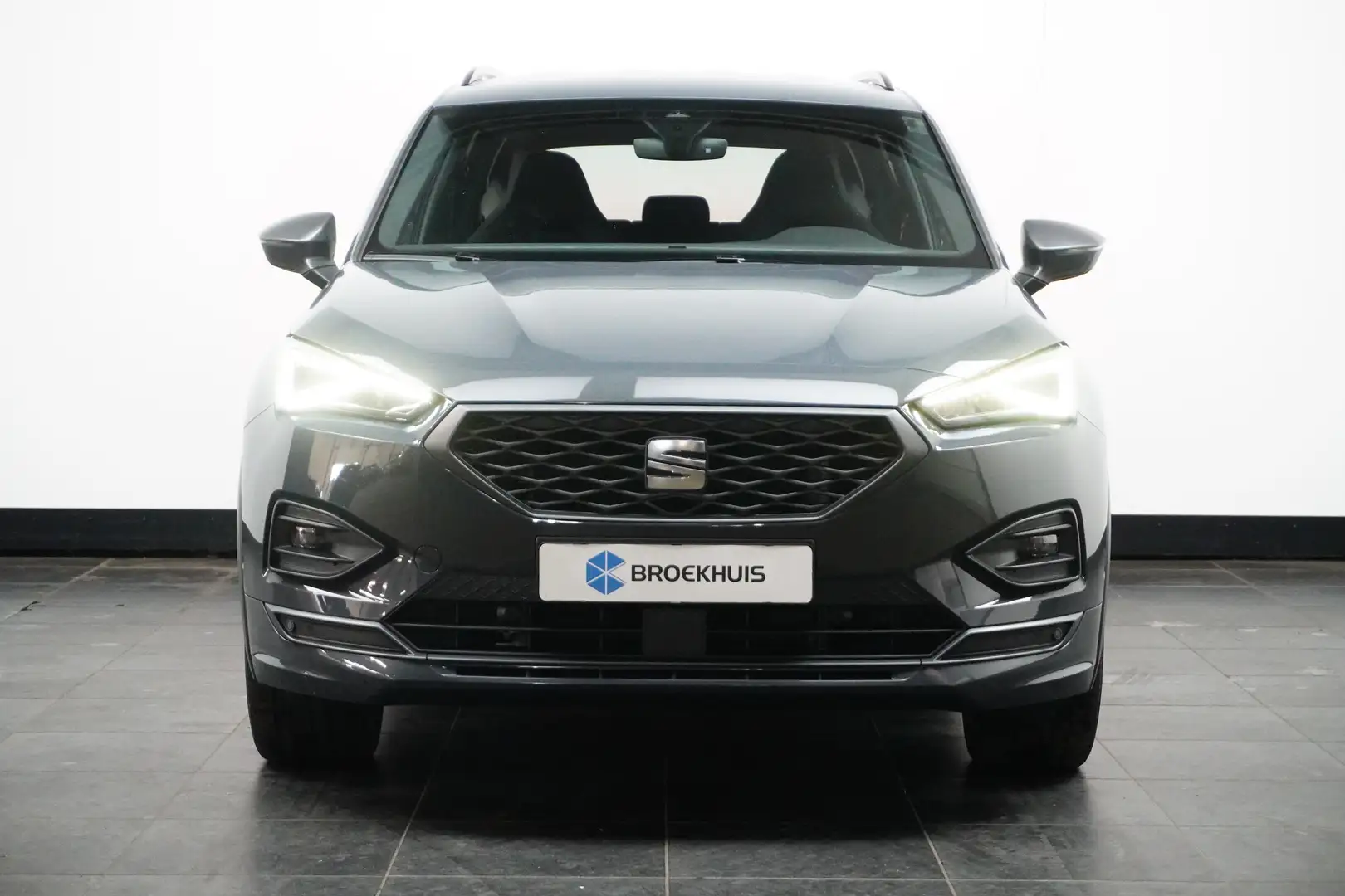 SEAT Tarraco 1.4 e-Hybrid PHEV 245PK DSG-6 FR ADAPT. CRUISE | E Grijs - 2