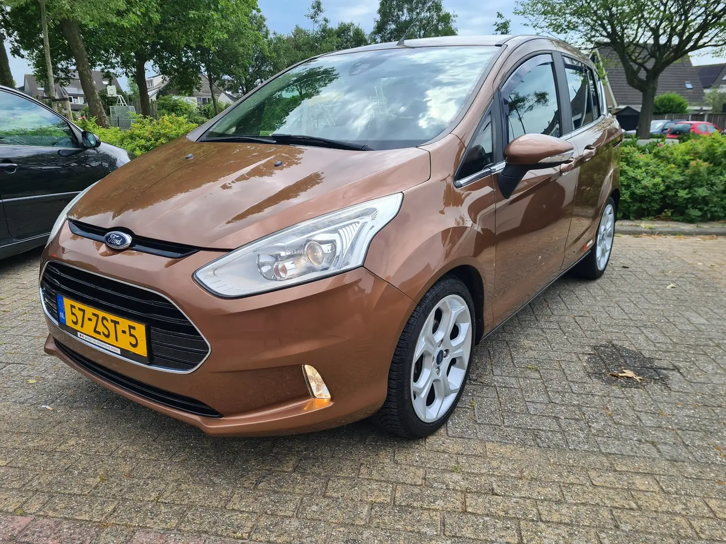 Ford B-Max 1.6 TI-VCT Titanium Bruin - 1