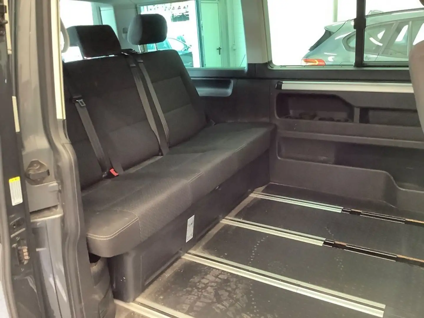 Volkswagen T6 California Beach Edition 4MOTION DSG Lang Grigio - 2