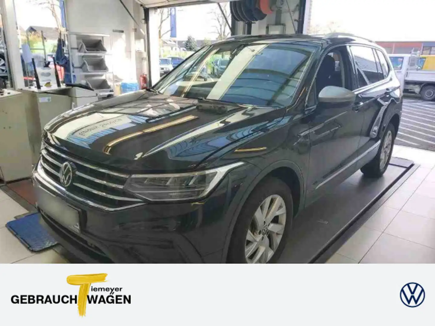 Volkswagen Tiguan Allspace 2.0 TDI DSG 7-SITZE AHK KAMERA N Schwarz - 1