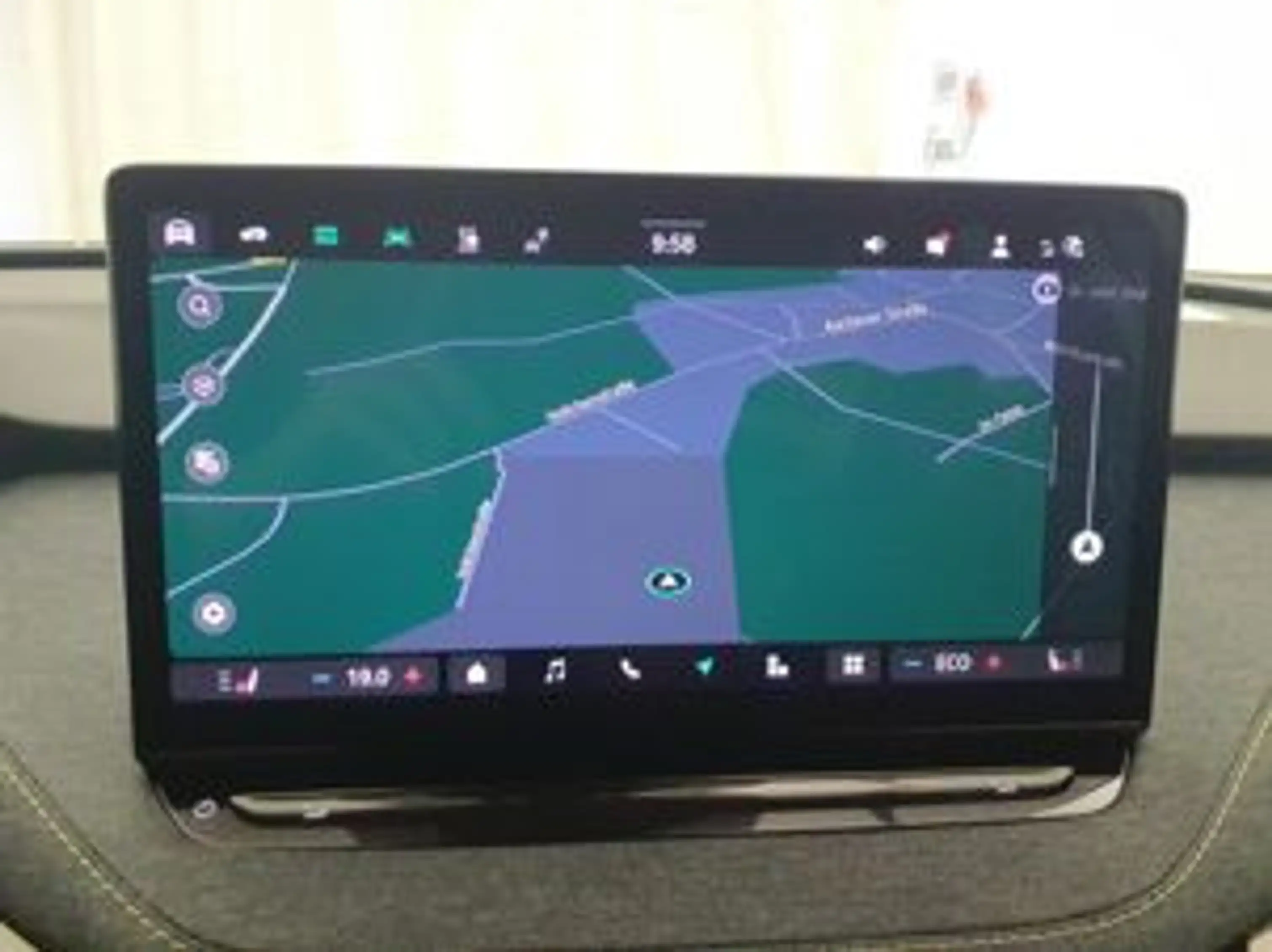 Skoda Elroq 85 Loft KAMERA ACC NAVI MATRIX-LED AHK — photo 13