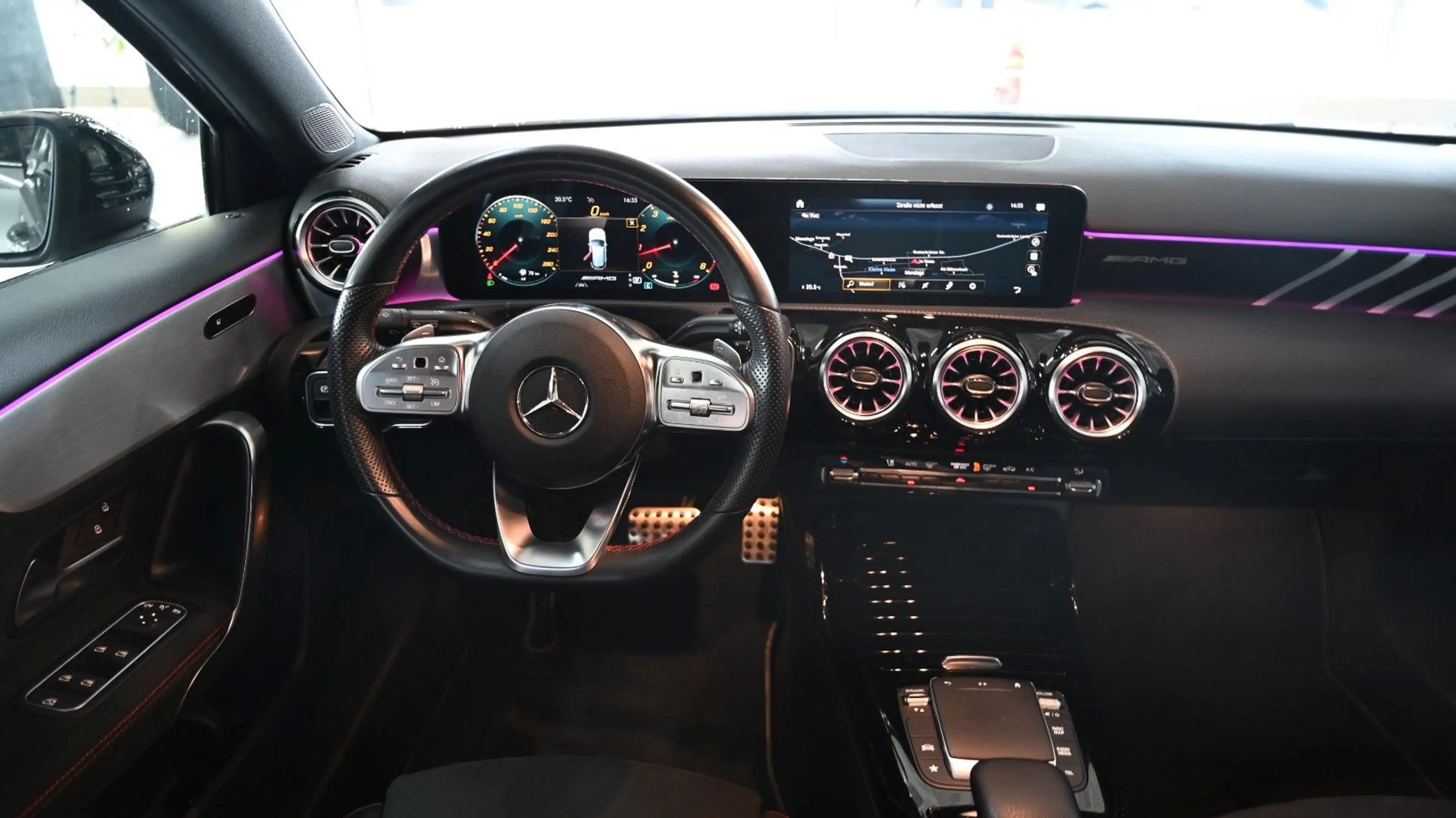 Mercedes-Benz A 35 AMG 4Matic *KAMERA*SPORT*TOP*ALCANTARA — photo 13
