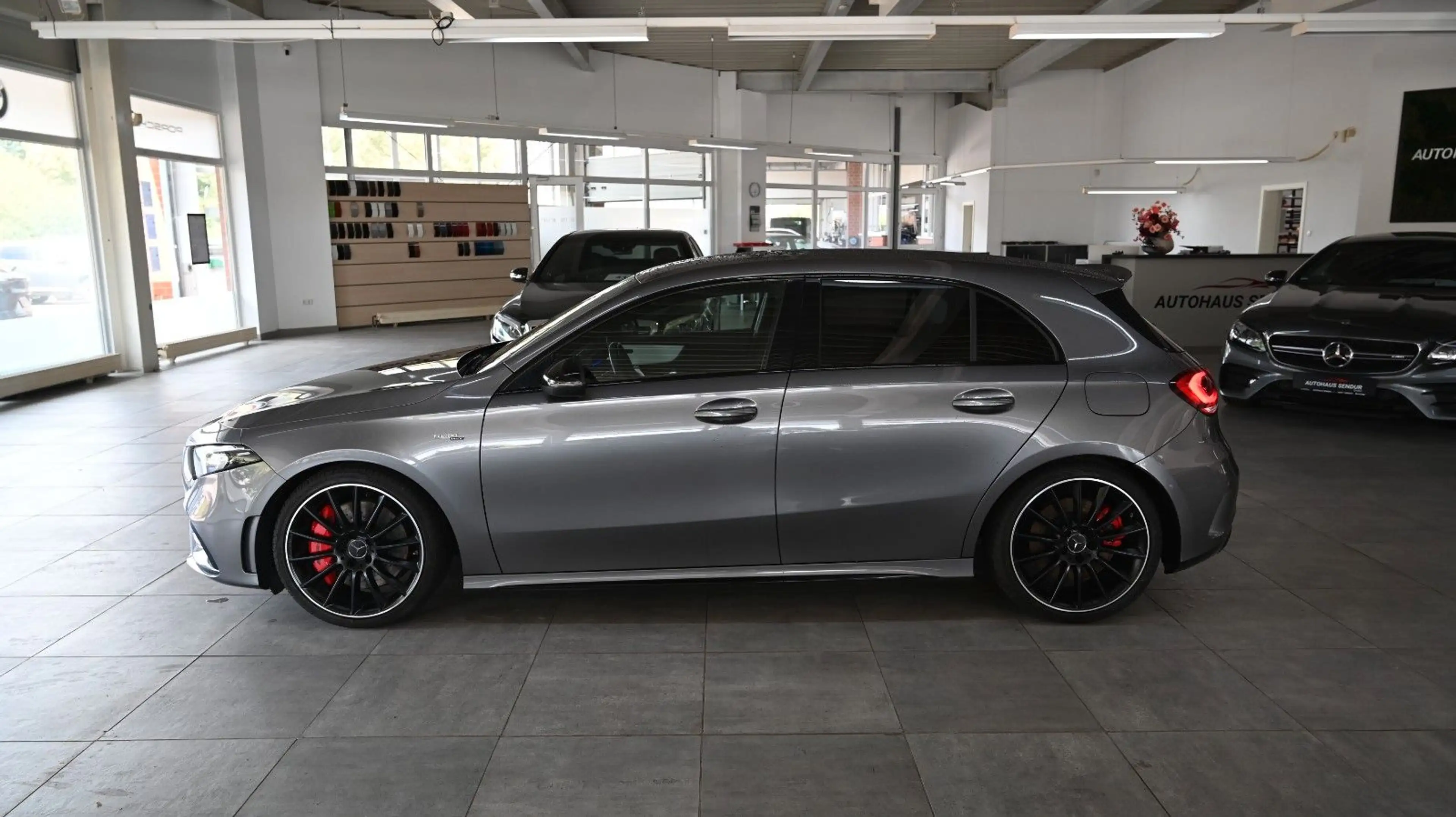 Mercedes-Benz A 35 AMG 4Matic *KAMERA*SPORT*TOP*ALCANTARA — photo 3