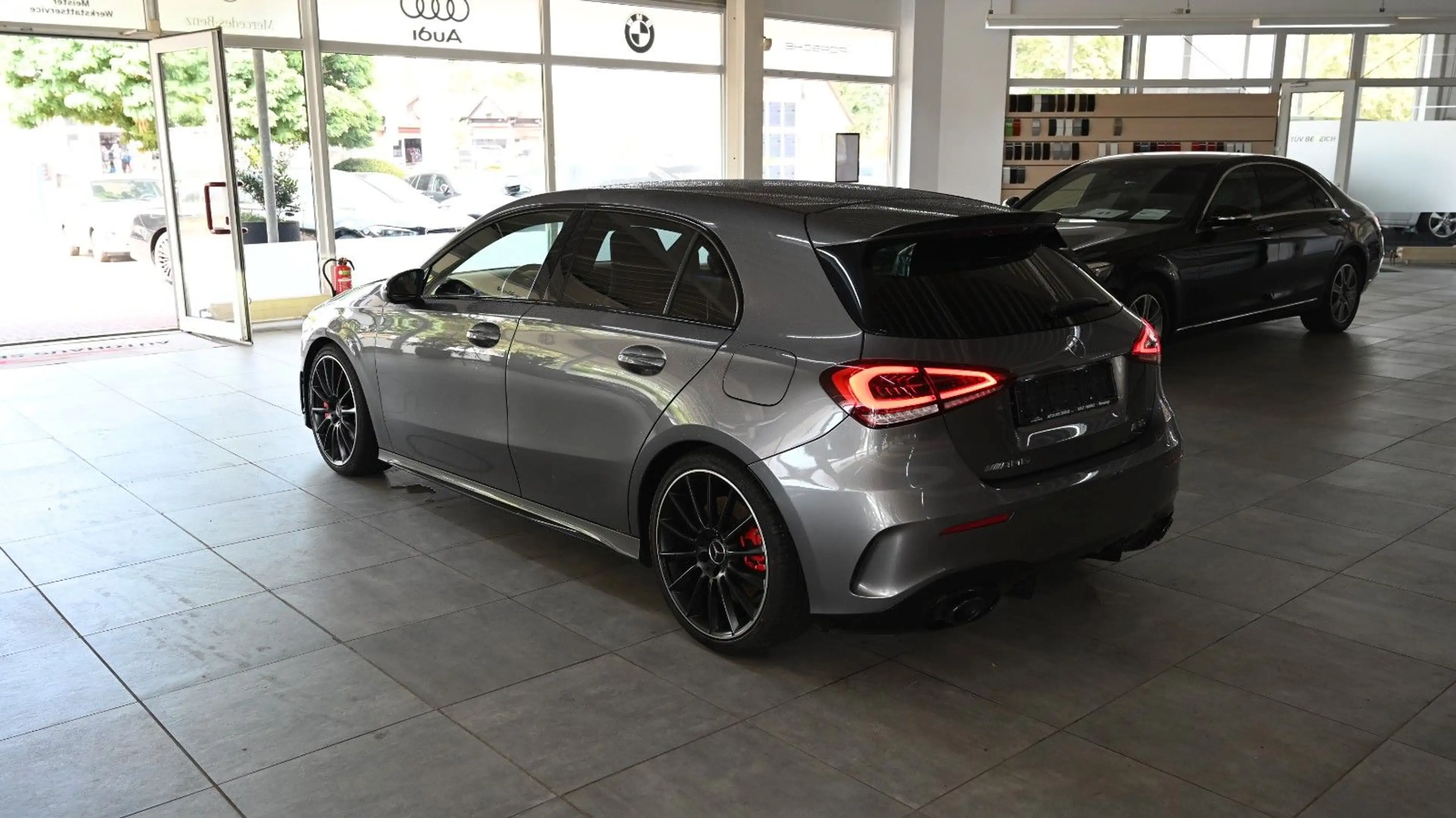 Mercedes-Benz A 35 AMG 4Matic *KAMERA*SPORT*TOP*ALCANTARA — photo 4