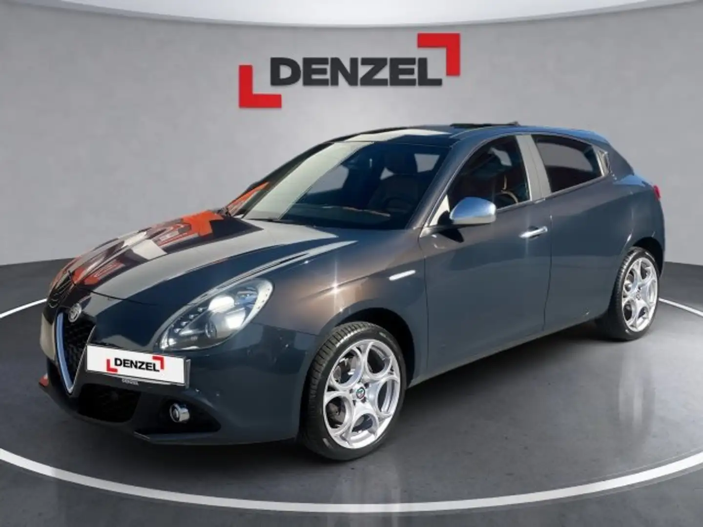 Alfa Romeo Giulietta Executive 2.0 JTDM Grau - 1