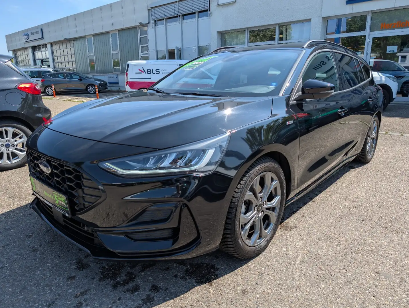 Ford Focus Turnier 1.0 ST-Line LED*iACC*NAV*SHZ*PDC*CAM Černá - 2