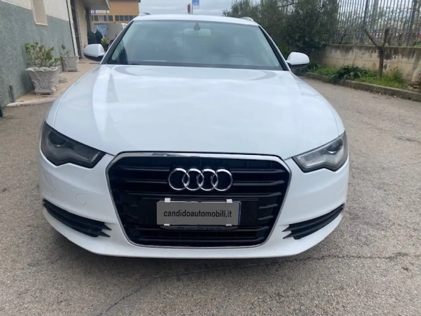 Audi A6 Avant 2.0 TDI 190 CV ultra Business Plus Bianco - 2