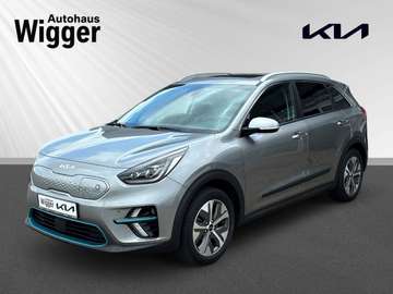e 204 Spirit 64 kWh Leder On-Board-Charger 3phasig