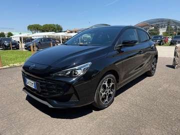 1.5 hybrid Luxury auto PREZZO REALE garanzia 2031
