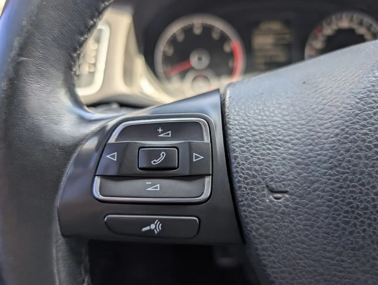 Volkswagen Passat снимка Volkswagen Passat