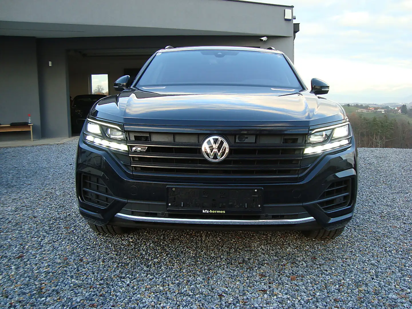 Volkswagen Touareg eHybrid R-Line 1-Hand Mega Voll Mod 22 TOP !! Schwarz - 1