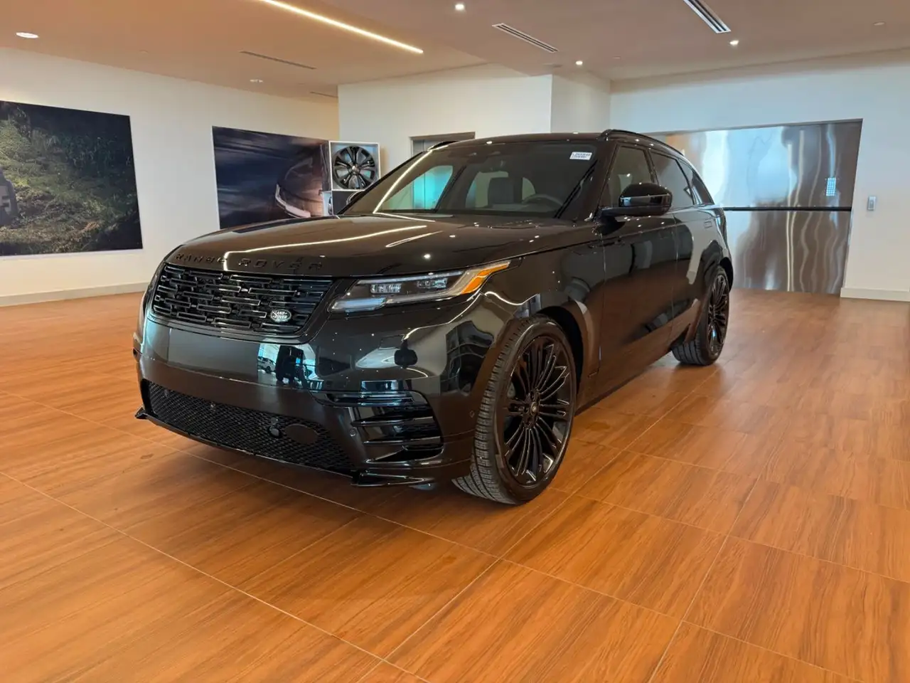 2026 Land Rover Range Rover Velar