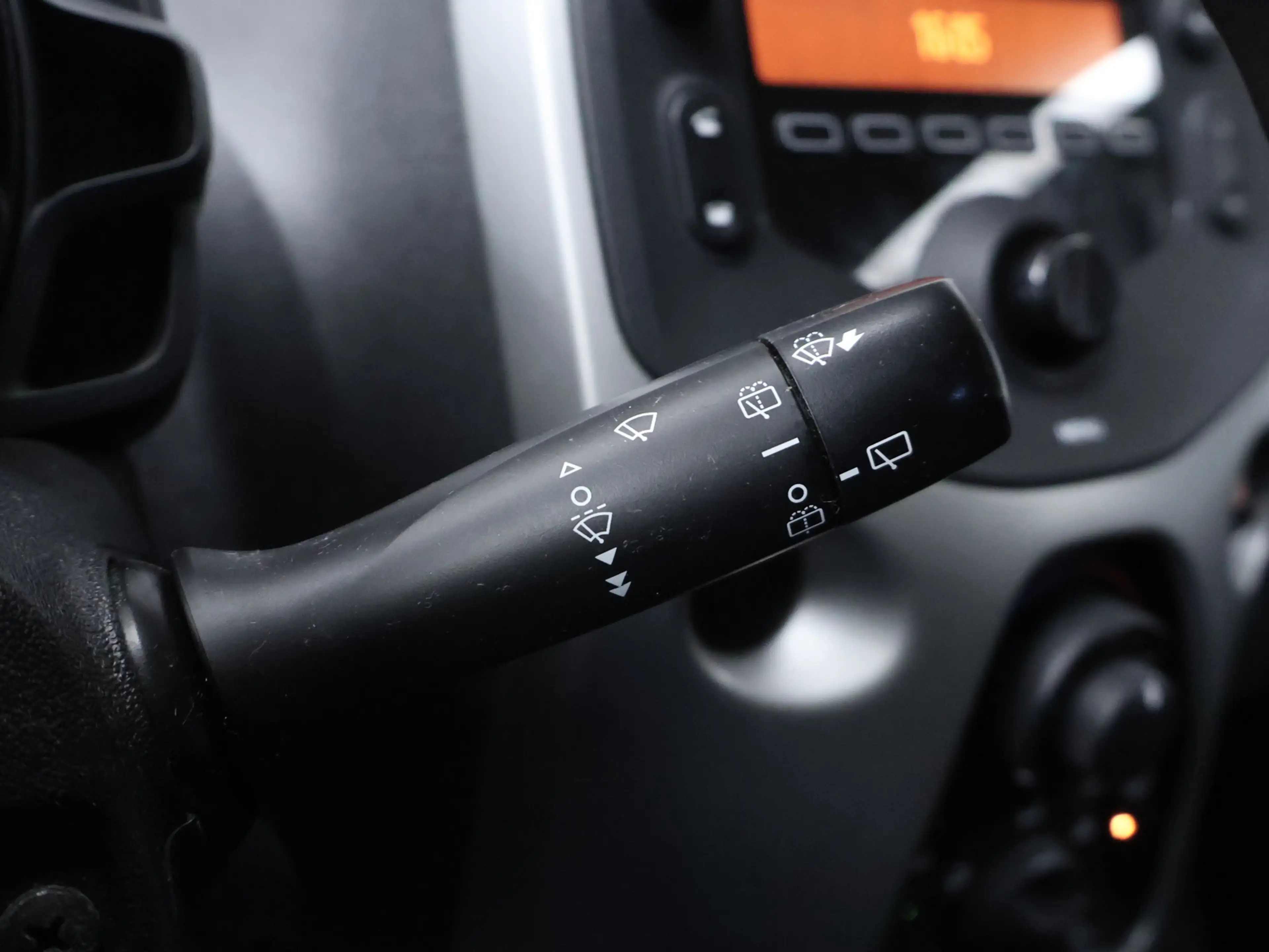 Peugeot 108 1.0 e-VTi Blue Lion Sport (AIRCO,CRUISE,SPORTSTOEL — photo 11