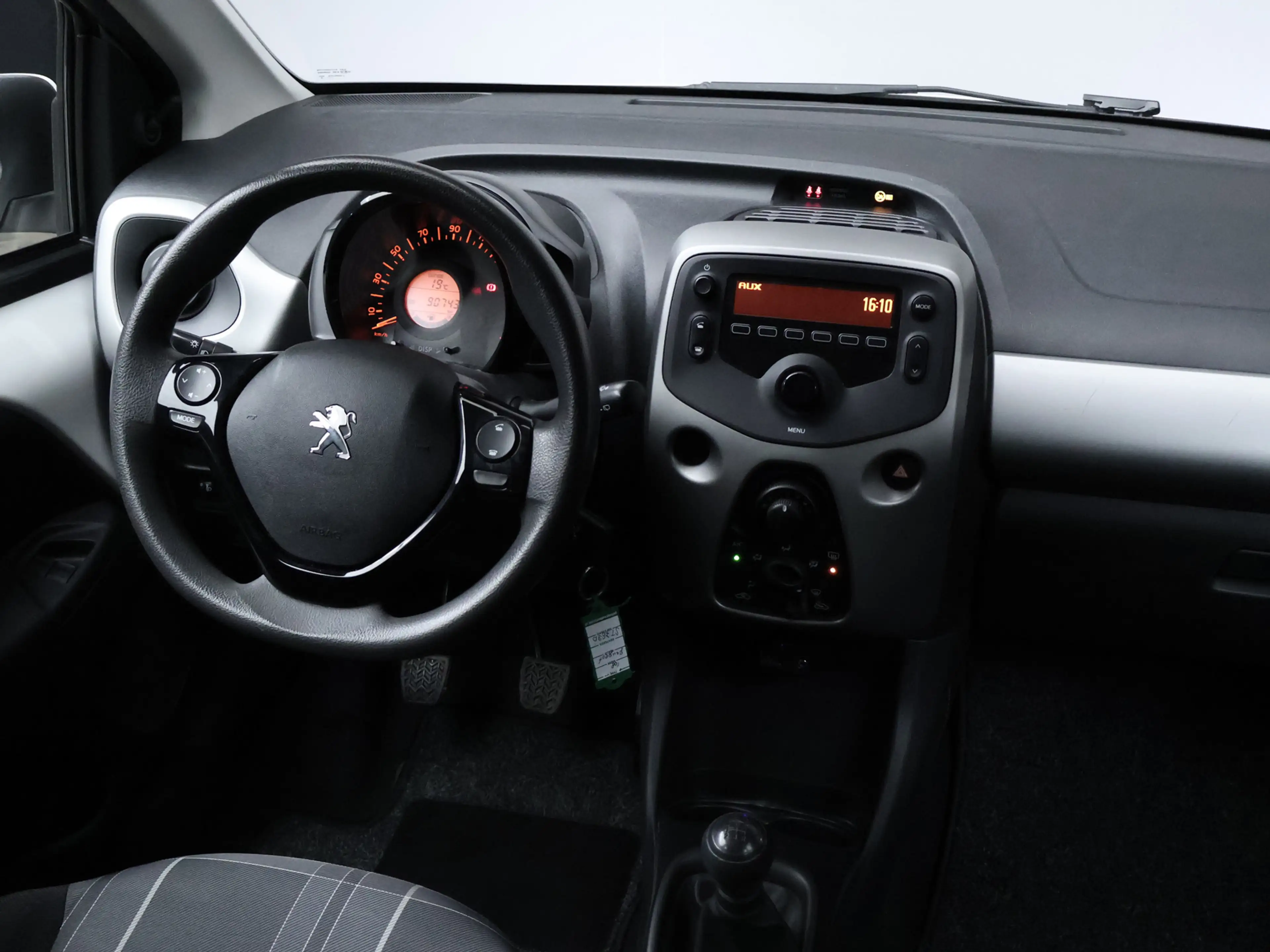 Peugeot 108 1.0 e-VTi Blue Lion Sport (AIRCO,CRUISE,SPORTSTOEL — photo 21