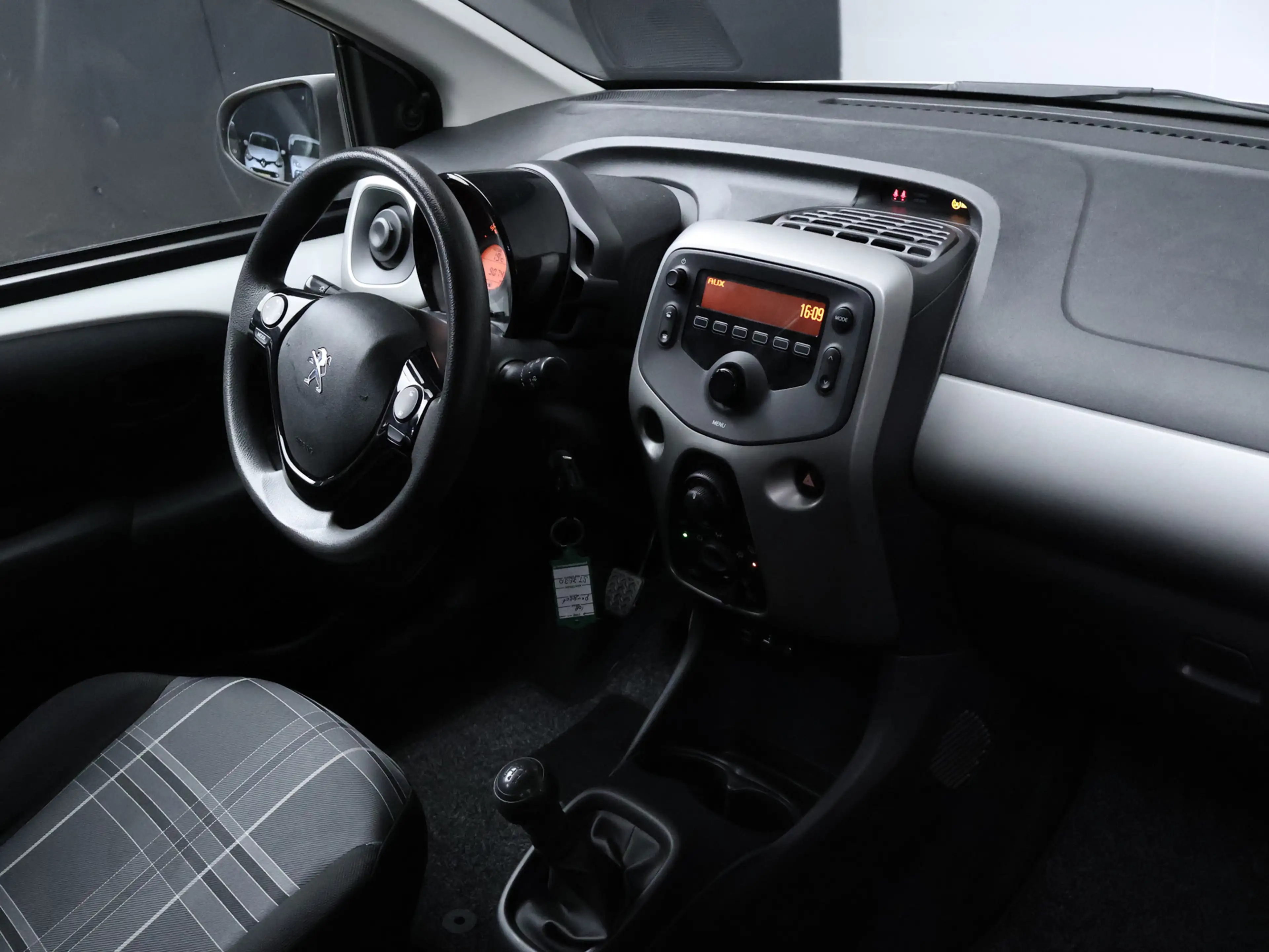 Peugeot 108 1.0 e-VTi Blue Lion Sport (AIRCO,CRUISE,SPORTSTOEL — photo 18