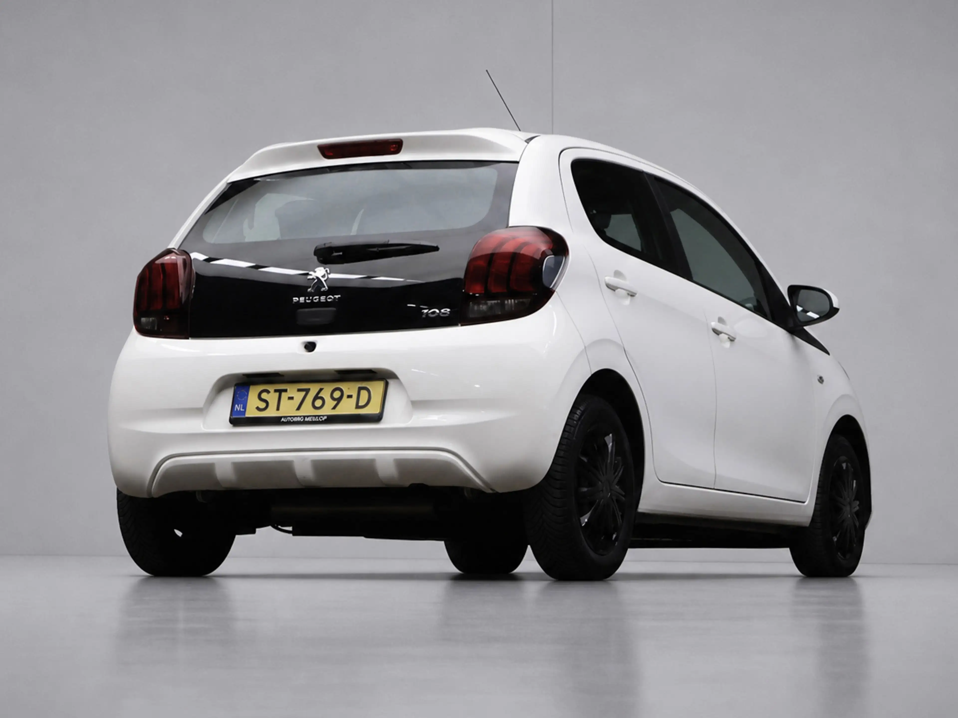 Peugeot 108 1.0 e-VTi Blue Lion Sport (AIRCO,CRUISE,SPORTSTOEL — photo 4