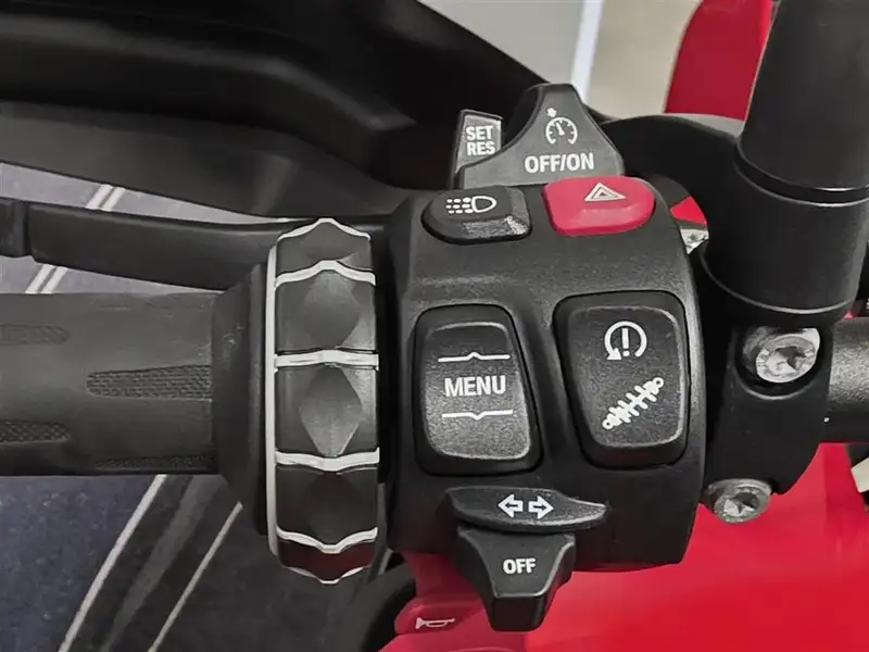 BMW S 1000 XR - foto 4