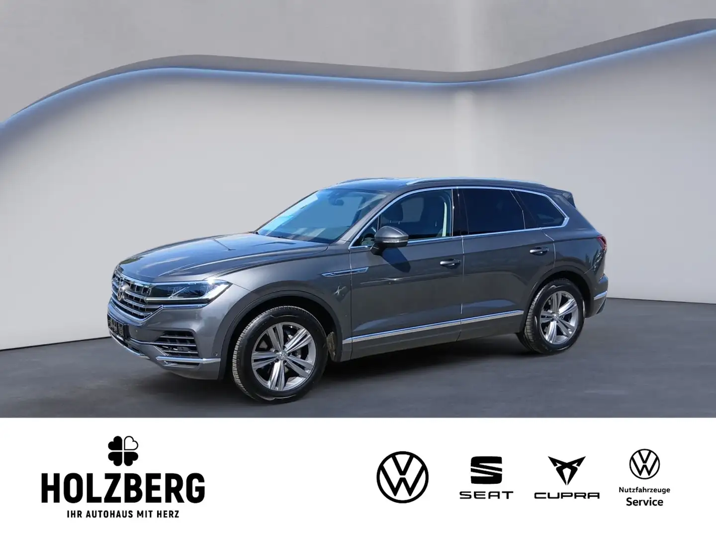 Volkswagen Touareg 3.0 TDI Atmosphere 4Motion STHZ+AHK+LUFT Szary - 1