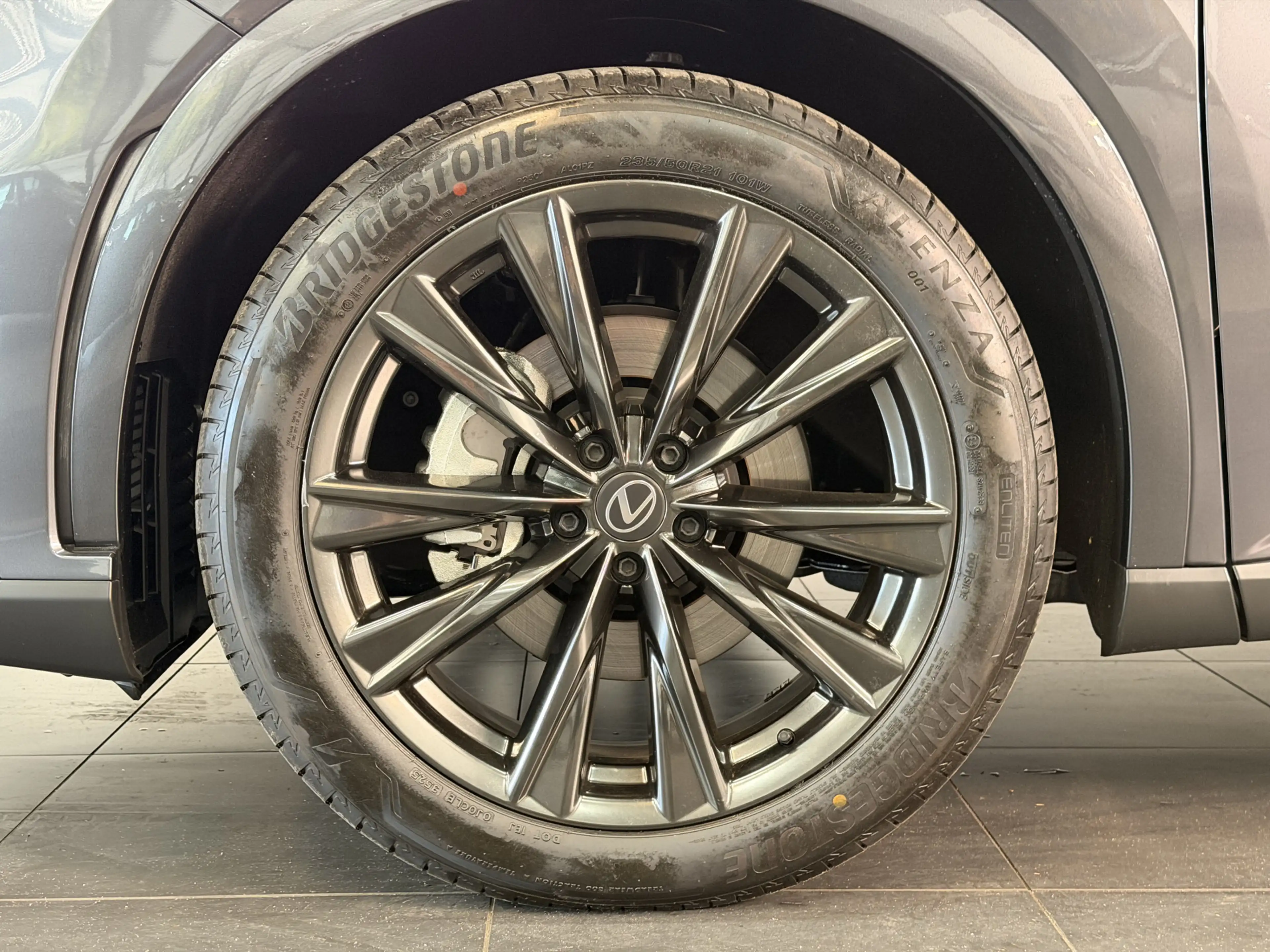 Lexus RX 450h 450h+ Plug-in Hybrid F-Sport Edition — photo 5