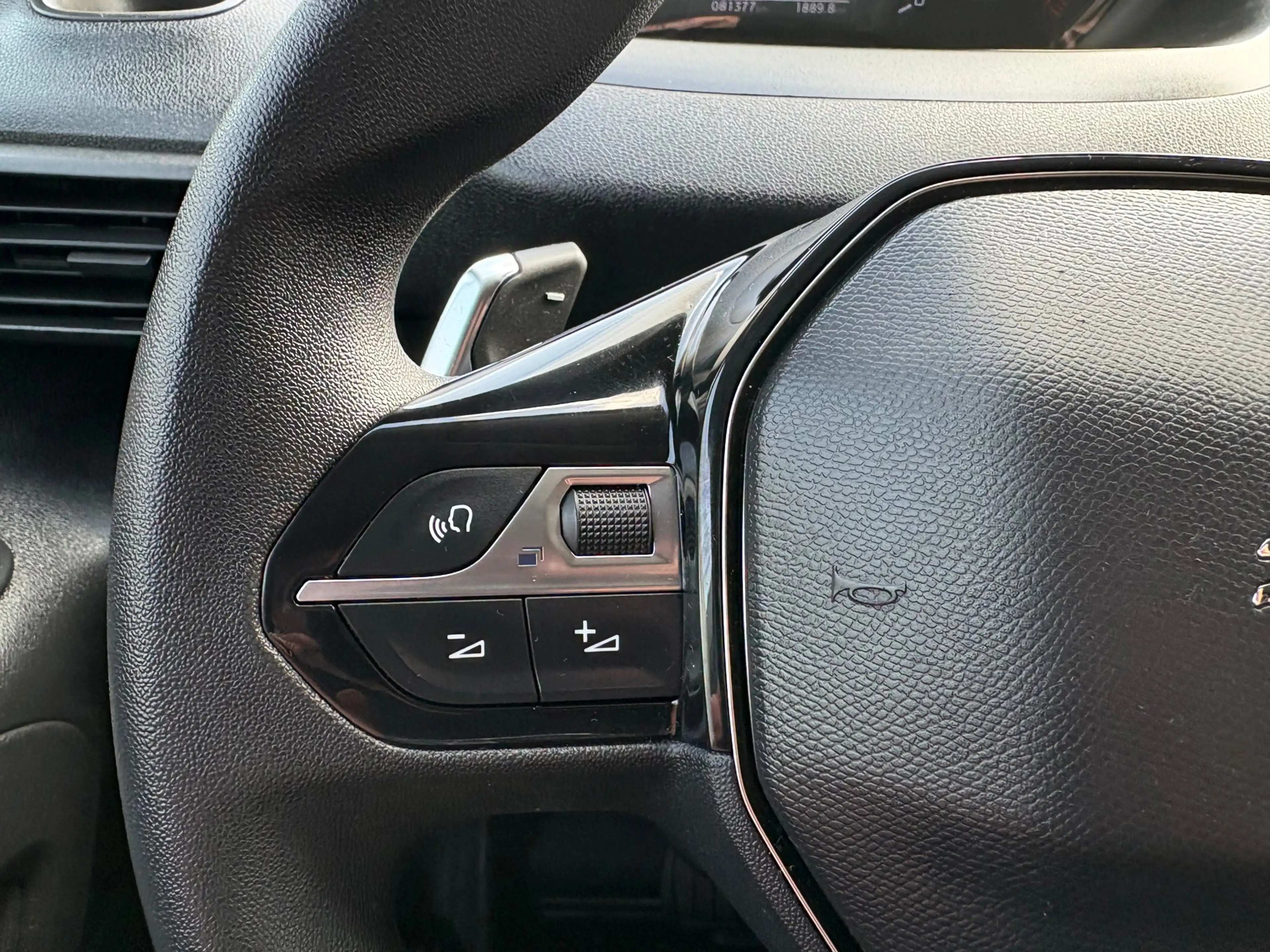 Peugeot Partner 1.2 PureTech Premium Automaat 130pk Airco Navi Cru — photo 17