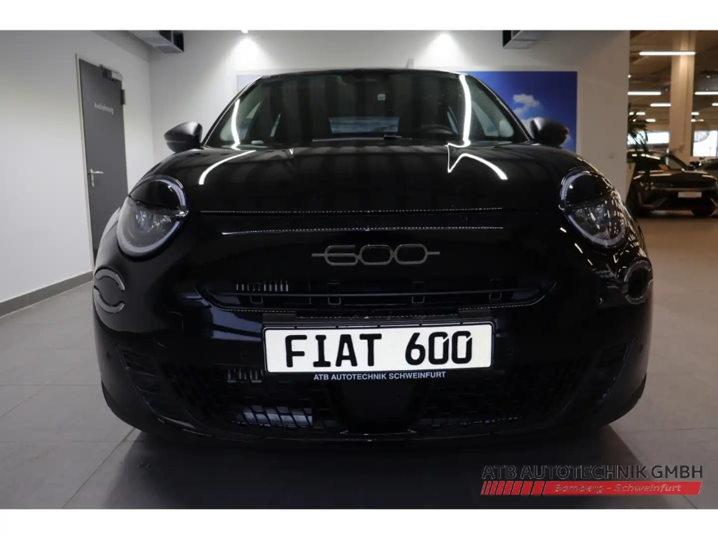 Fiat 600 1.2 Hybrid Business Edition 81 kW DCT Ganzjahresre Schwarz - 2