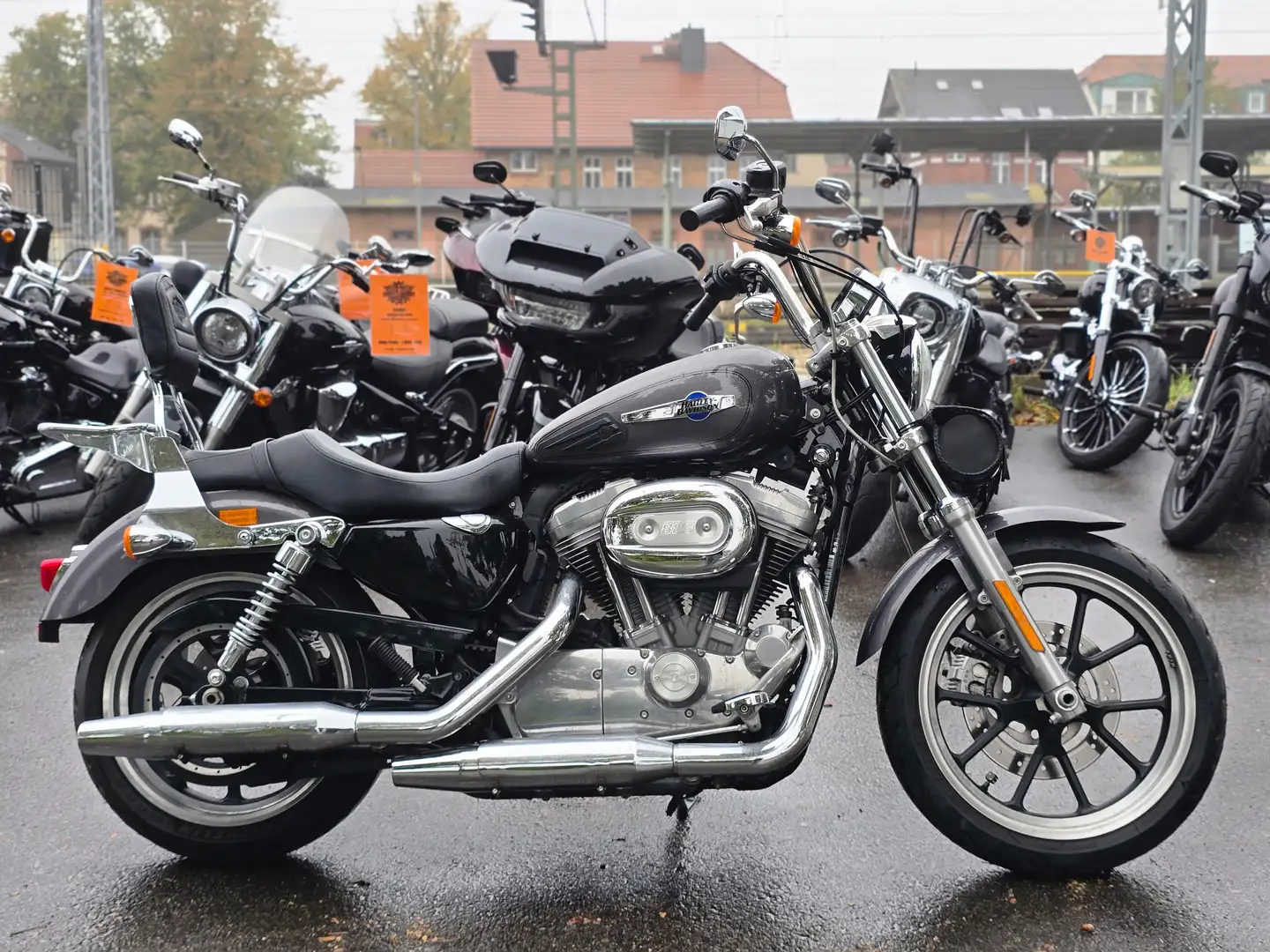 Harley-Davidson Sportster XL883L Sportster Superlow Silber - 2