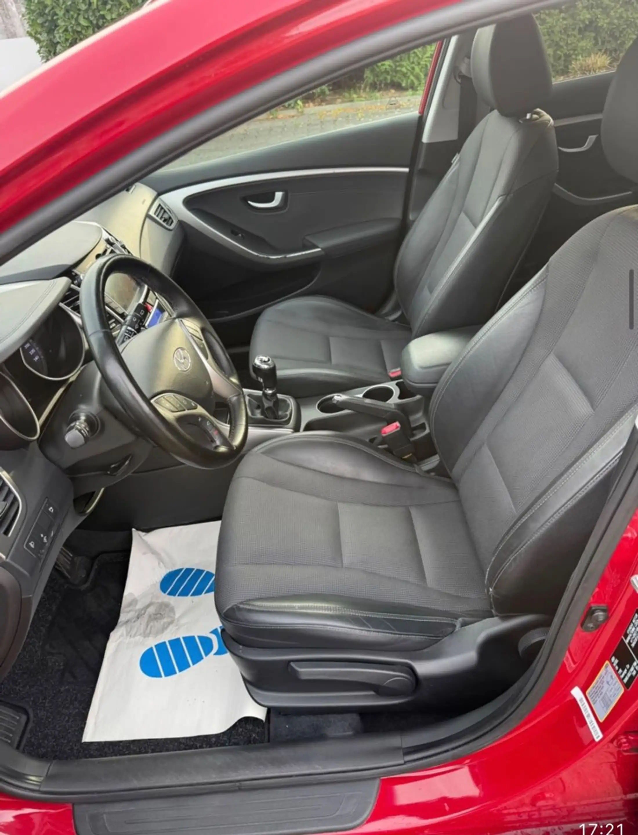 Hyundai i30 FIFA World Cup Edition — photo 10
