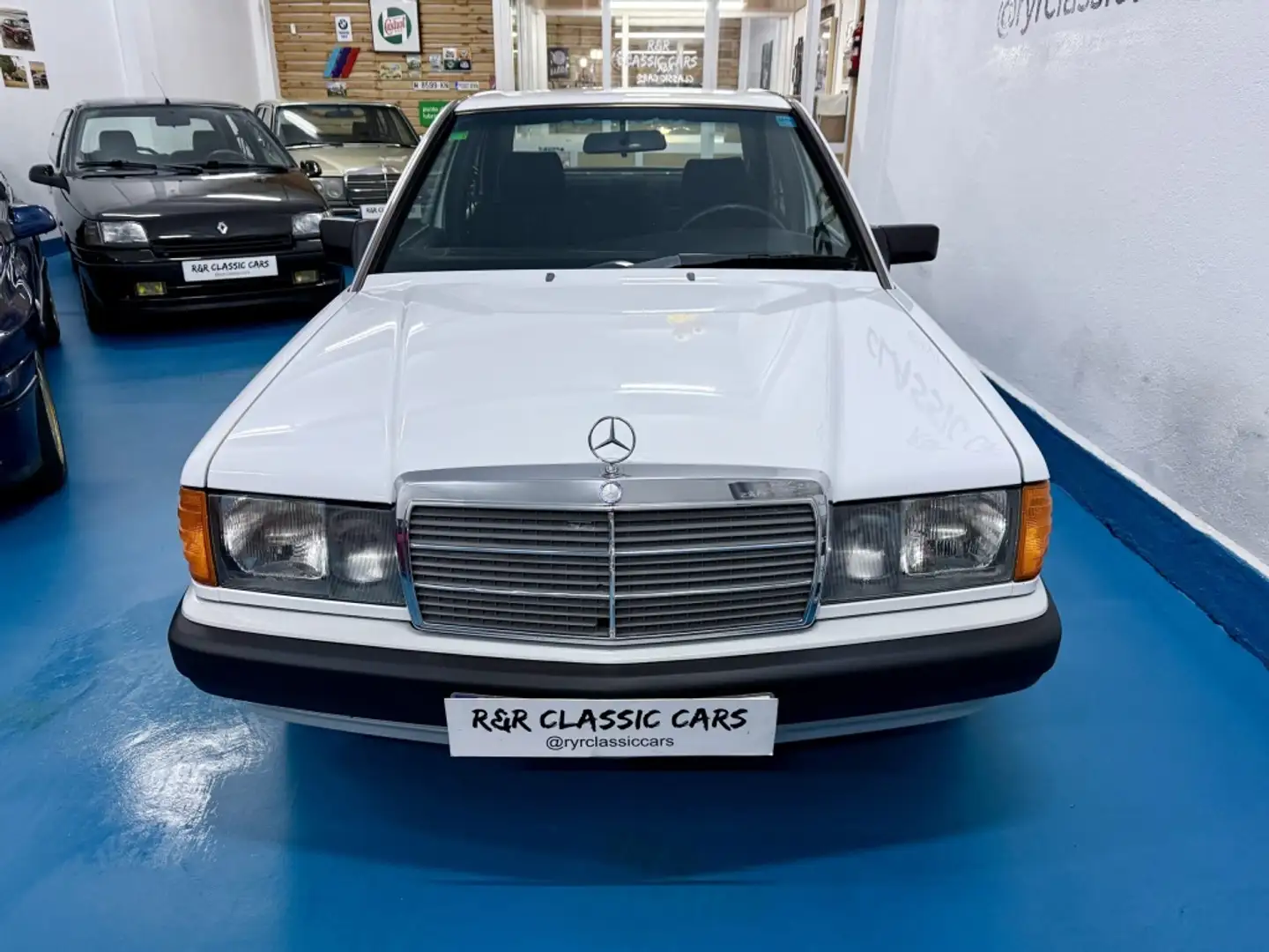 Mercedes-Benz 190 190E 2.0 Wit - 2