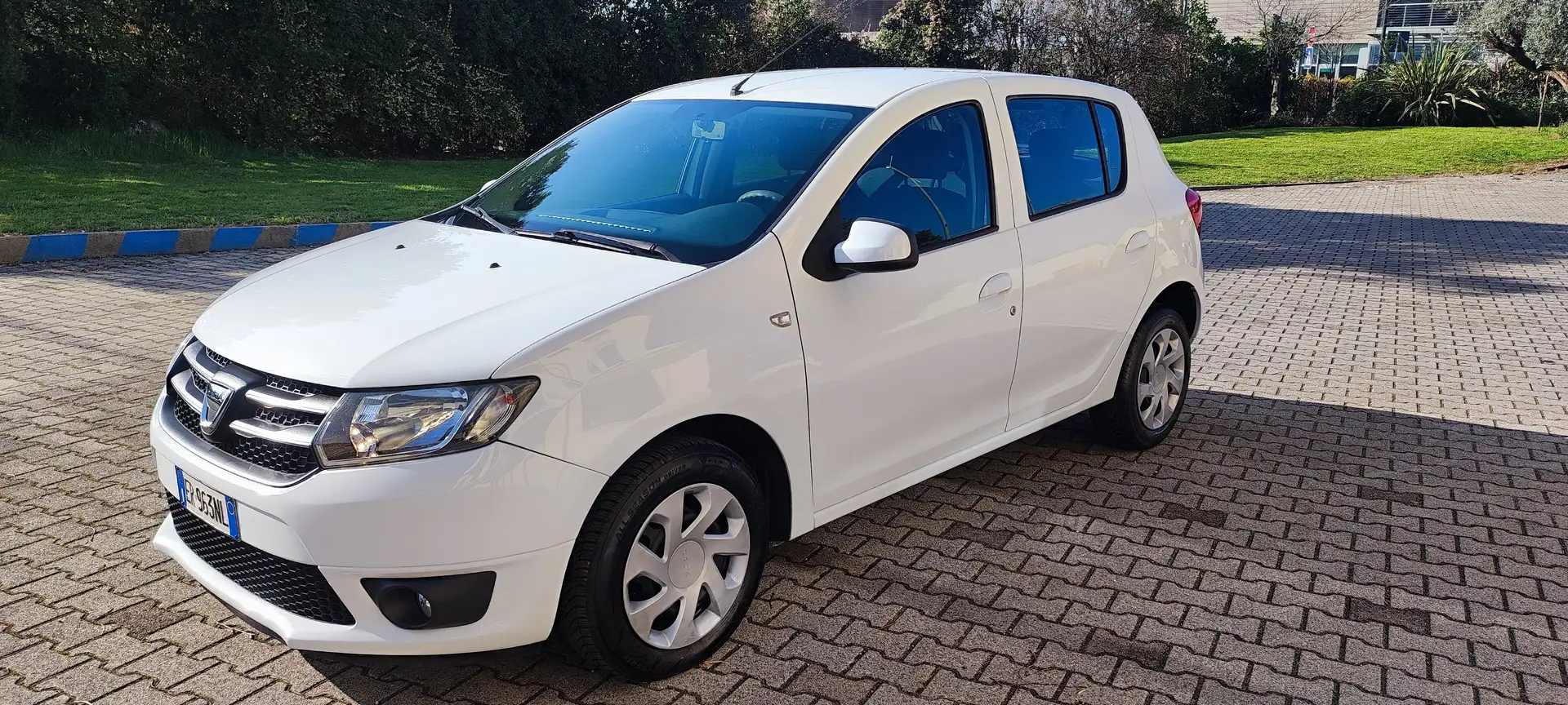 Dacia Sandero Sandero 1.5 dci Ambiance 75cv Wit - 1