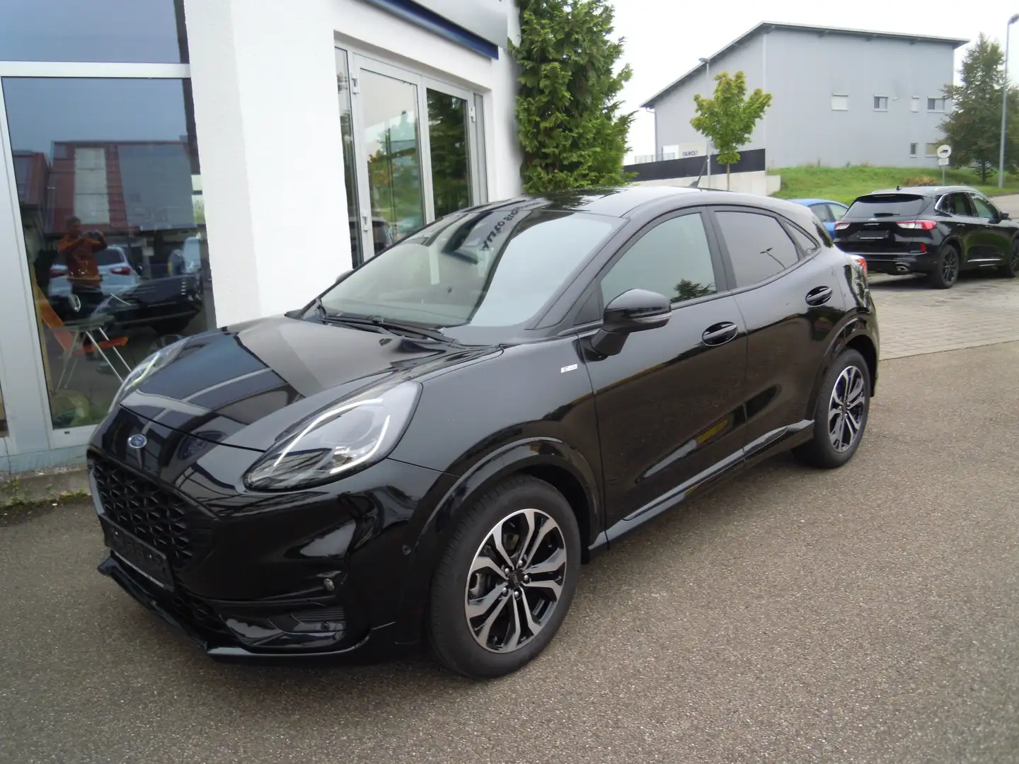 Ford Puma ST-Line m. LED,NAVI, Fahrerass.-Paket, Winterpaket Schwarz - 1