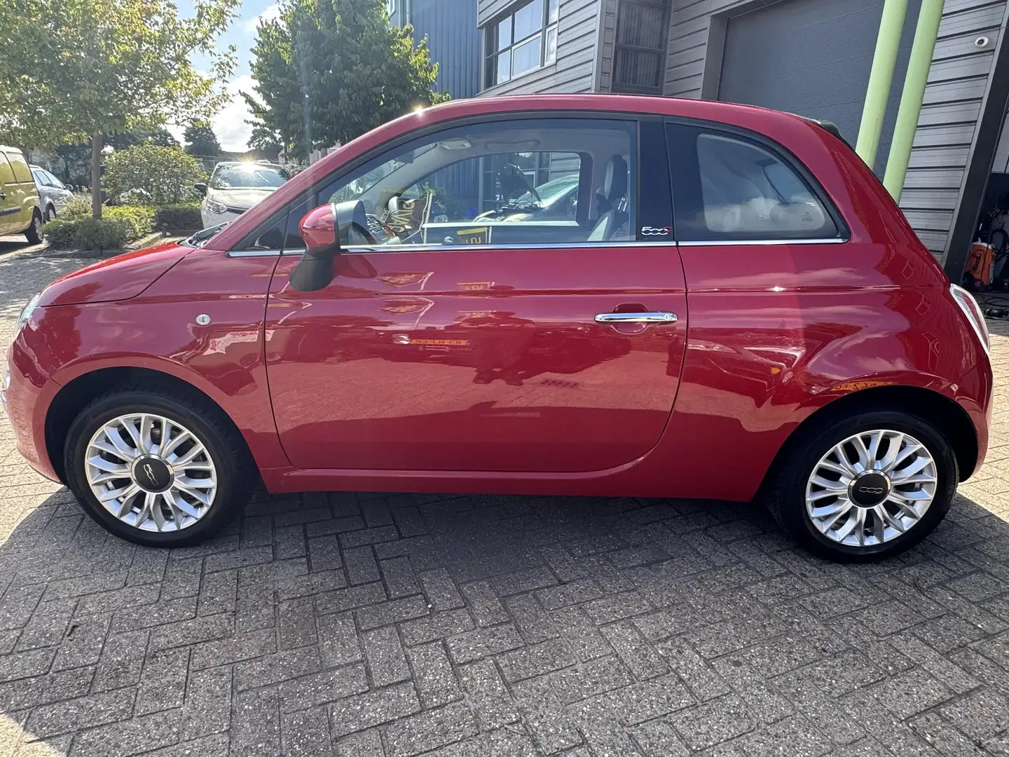 Fiat 500C 1.2 Lounge Rood - 2