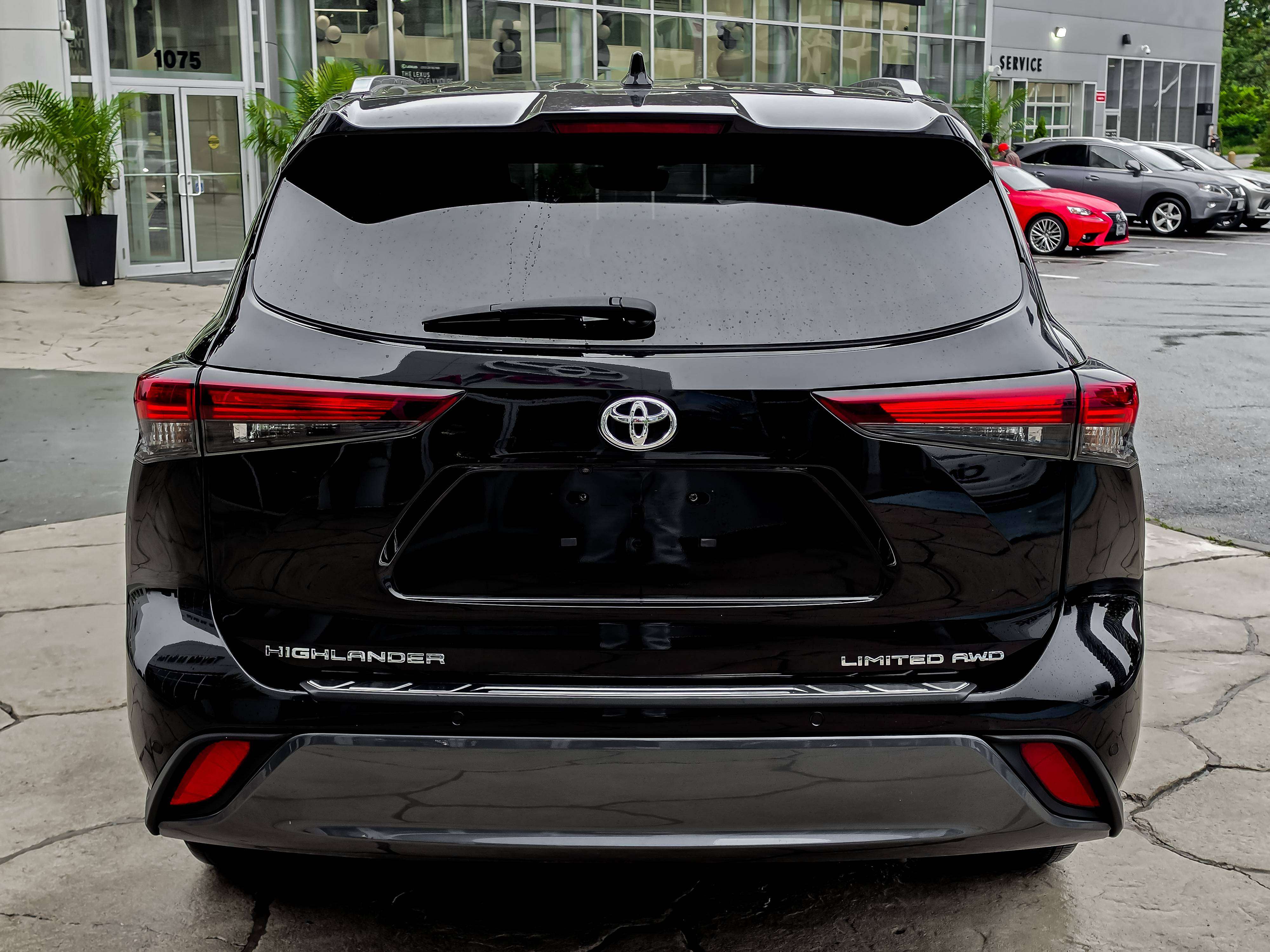 used 2025 Toyota Highlander car, priced at $55,777