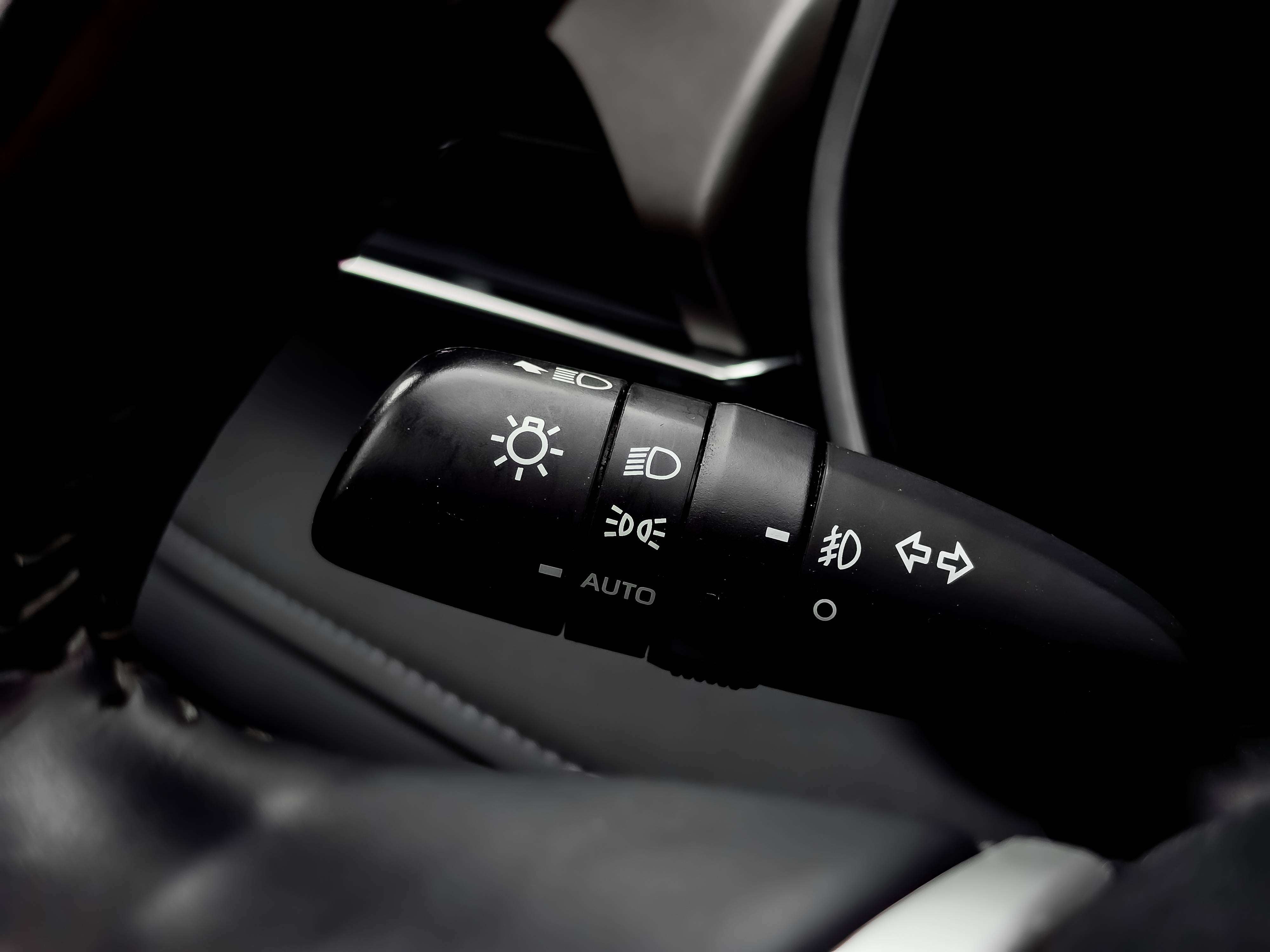 used 2025 Toyota Highlander car, priced at $55,777