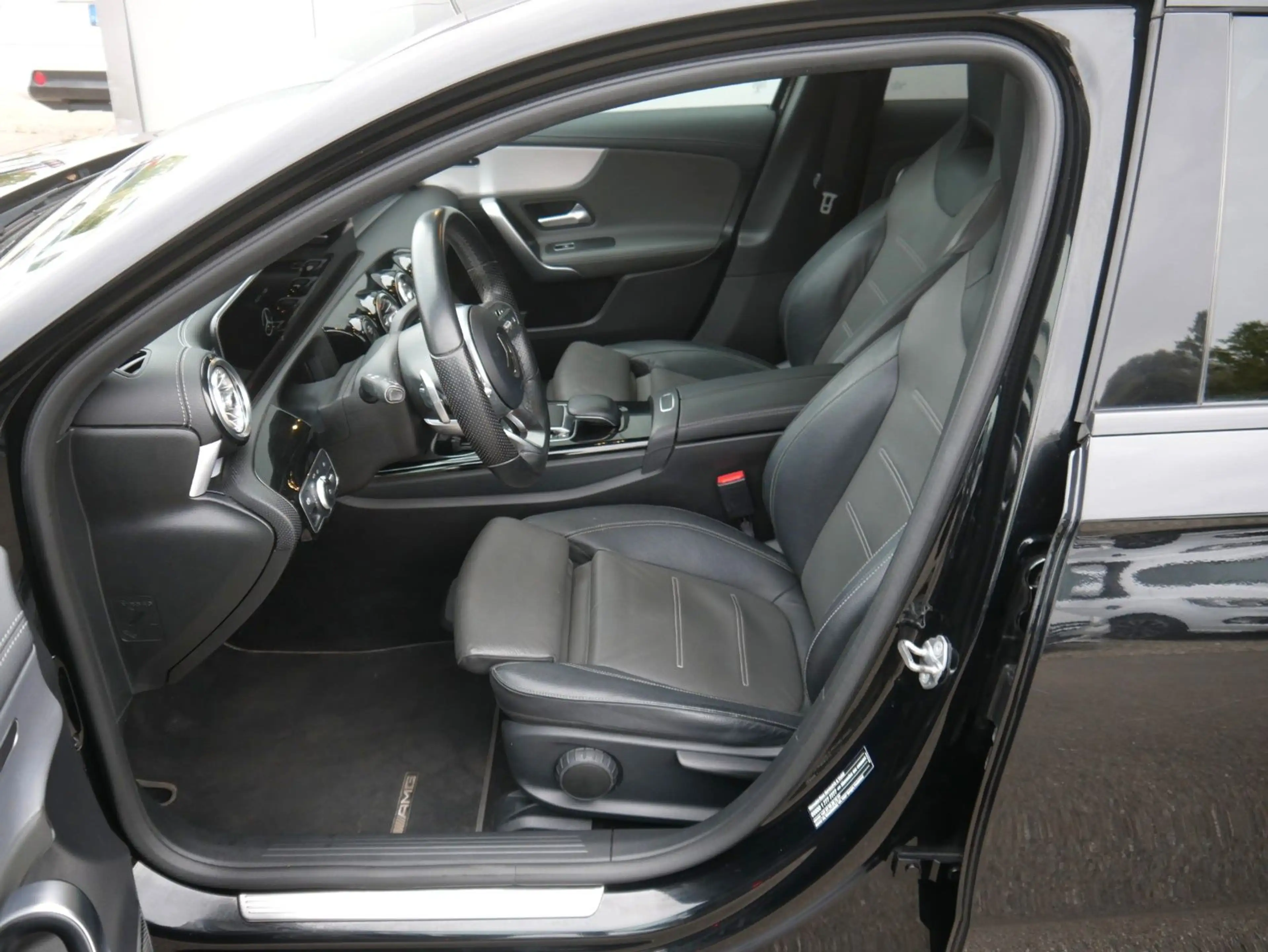 Mercedes-Benz A 250 AMG-LINE ZYLINDERKOPF UND STEUERKETTE NEU! — photo 7