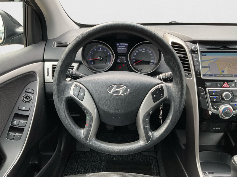 Hyundai i30 I30 1.4 — photo 12