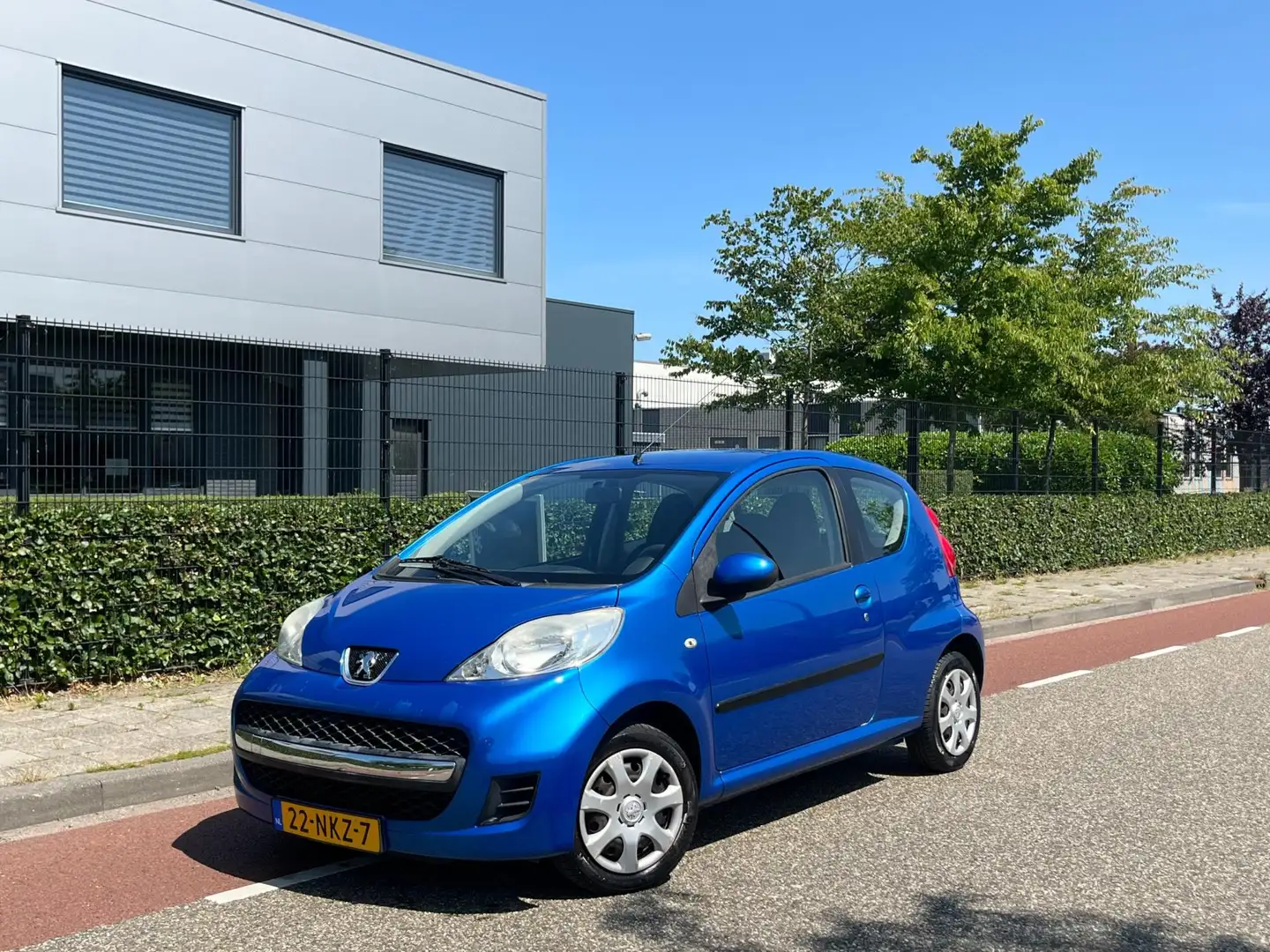 Peugeot 107 1.0-12V XS Automaat elektrische ramen Blauw - 1