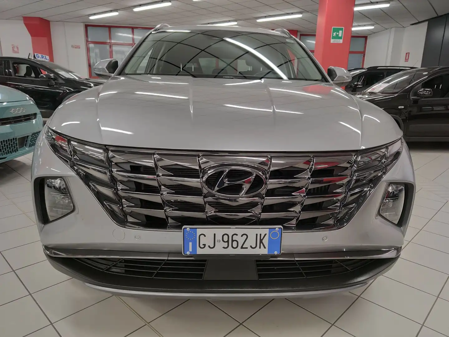 Hyundai TUCSON Tucson 1.6 PHEV  230CV aut.Exellence SUPER PROMO Gris - 2