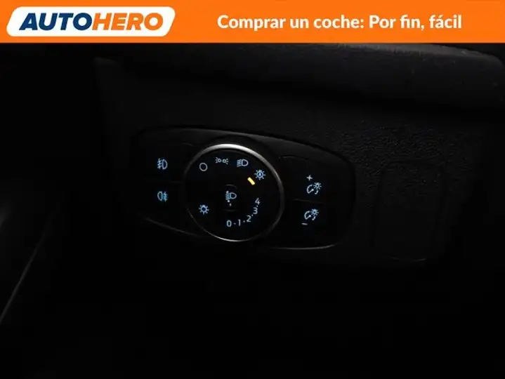 Ford Focus 2020, foto 30