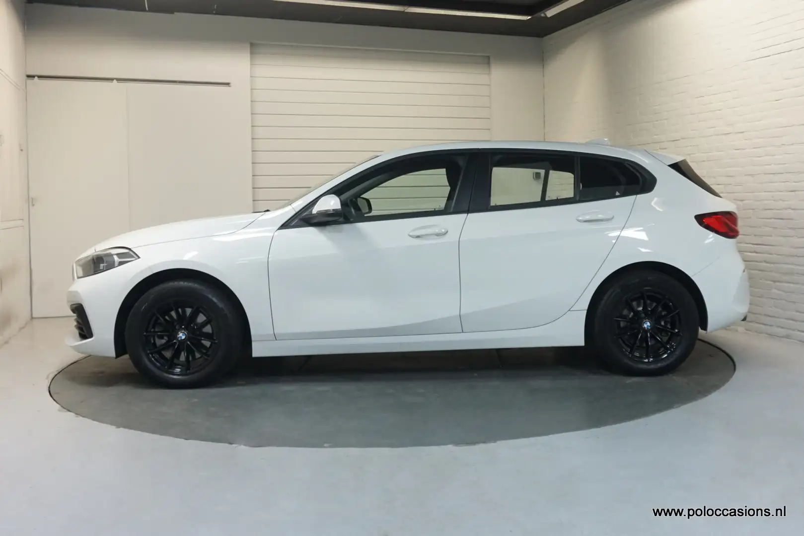 BMW 118 1-serie 118i Exec Automaat | Navig Prof | Carplay Blanc - 2